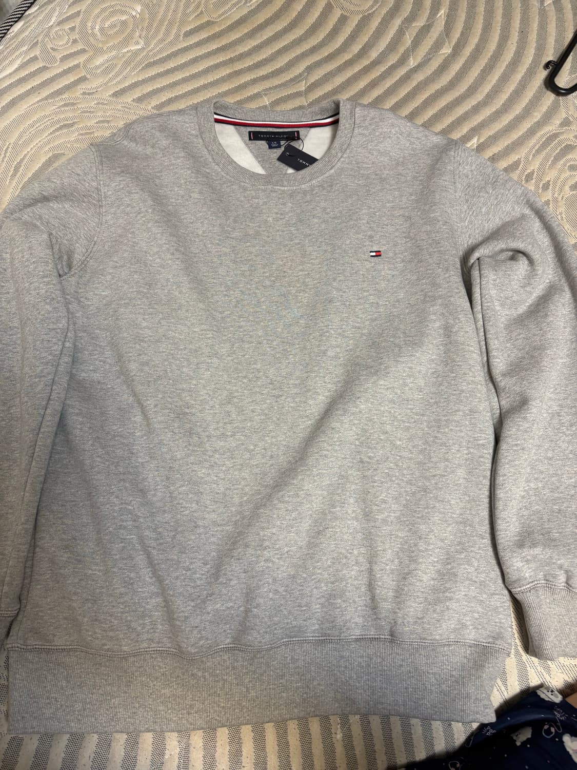 타미힐피거 맨투맨 새 제품 L 상품이미지2