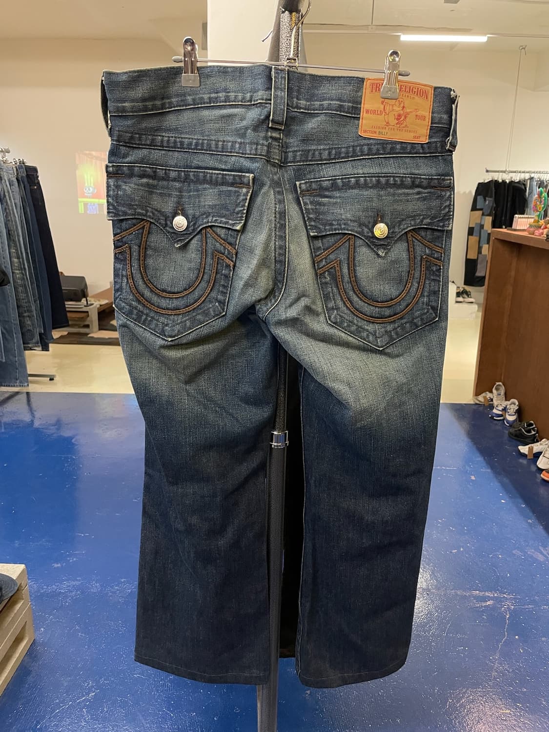 TR 트루릴리전 레더 라인 데님 팬츠 상품이미지4