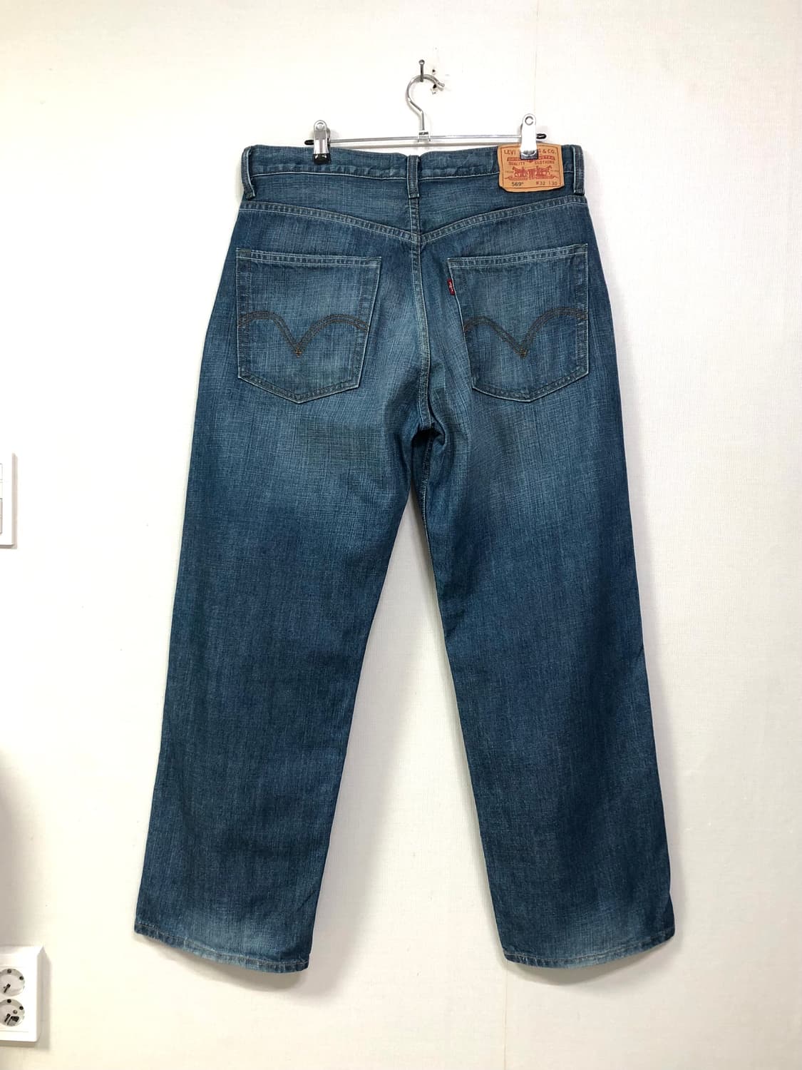 리바이스 569 루즈 스트레이트핏 워싱 청바지 32 상품이미지1