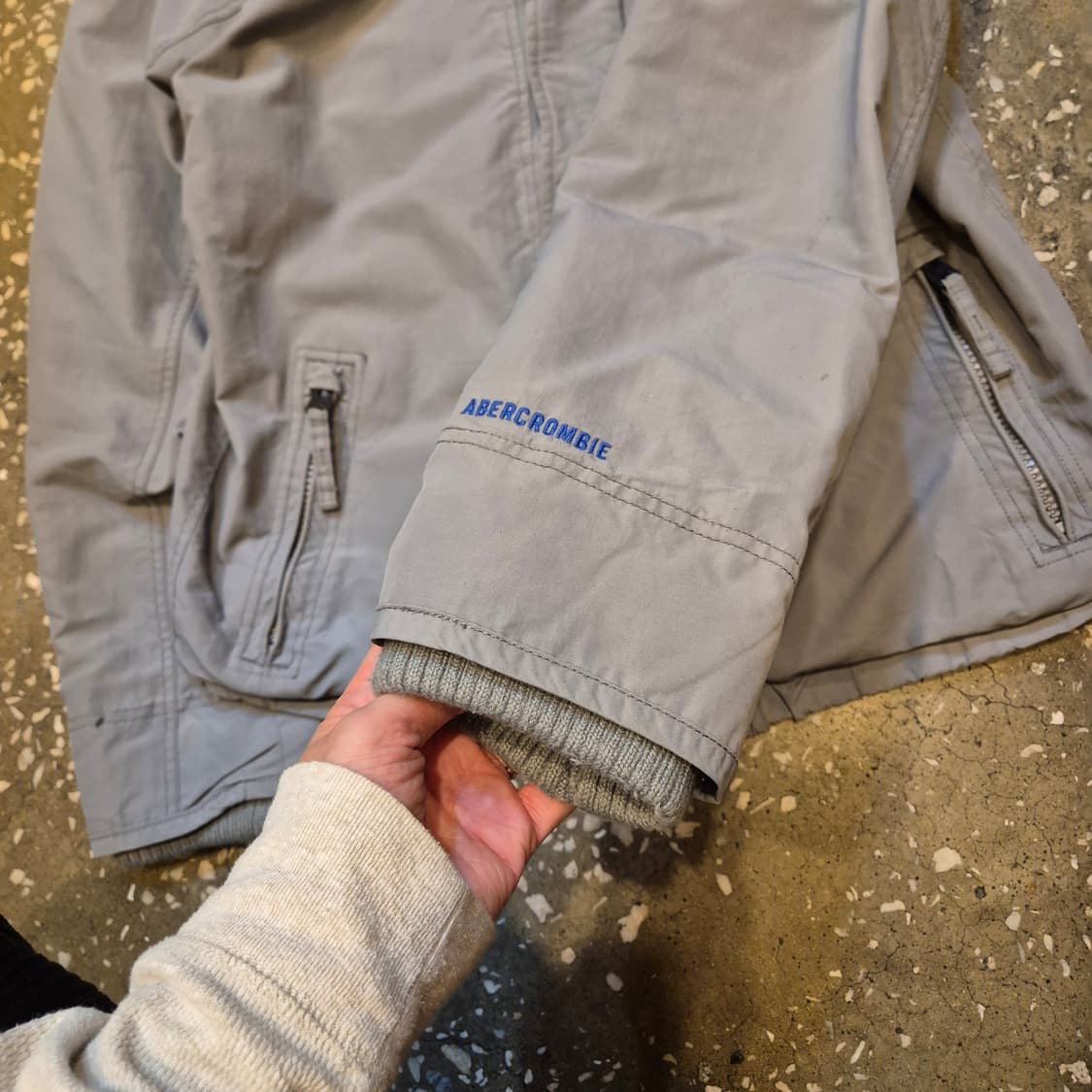 실사이즈-XL(착샷잇음) 아베크롬비 그레이 후드자켓 상품이미지9