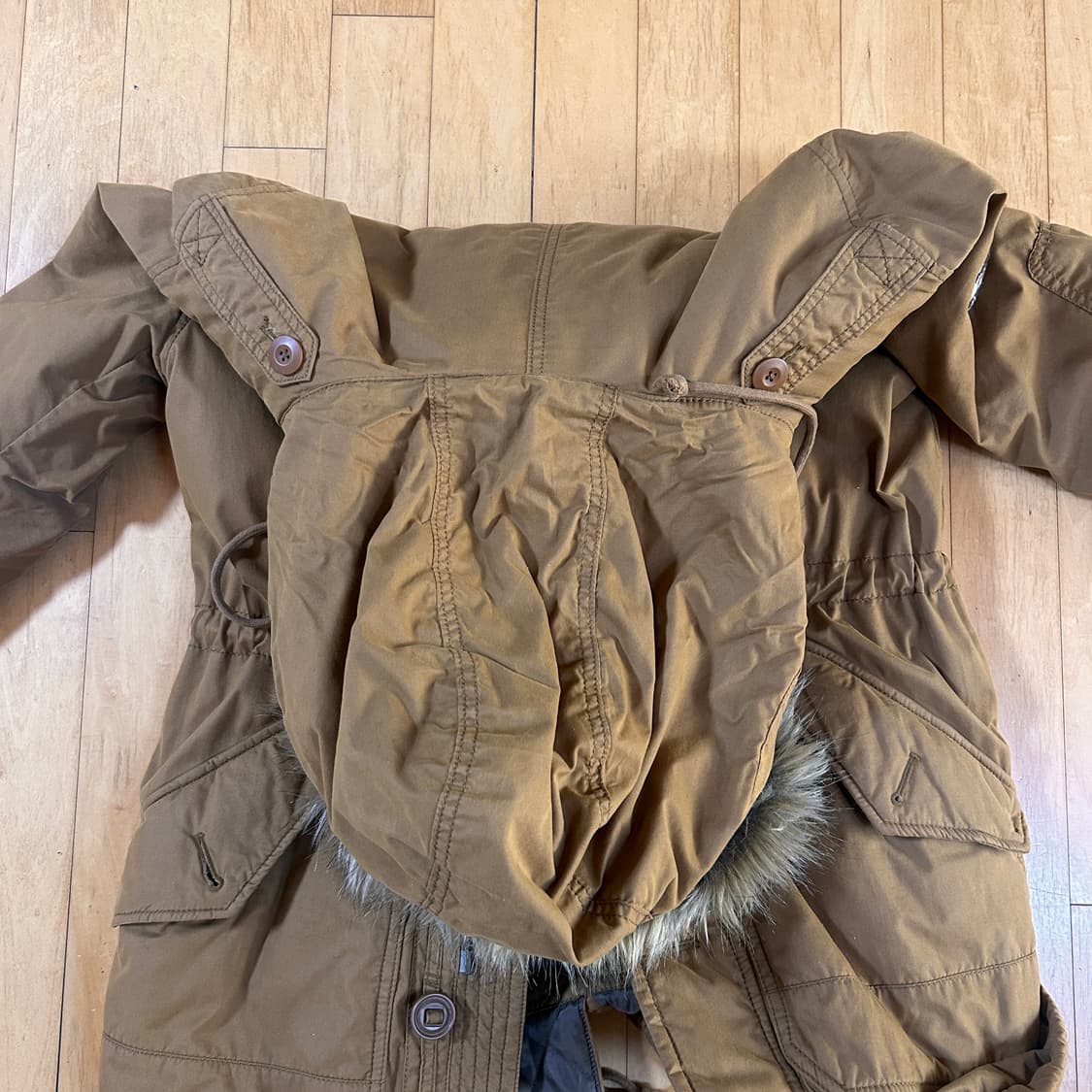 후아유 캘리포니아 빈티지 야상 패딩 M 카멜 허리끈조절 가능 상품이미지4