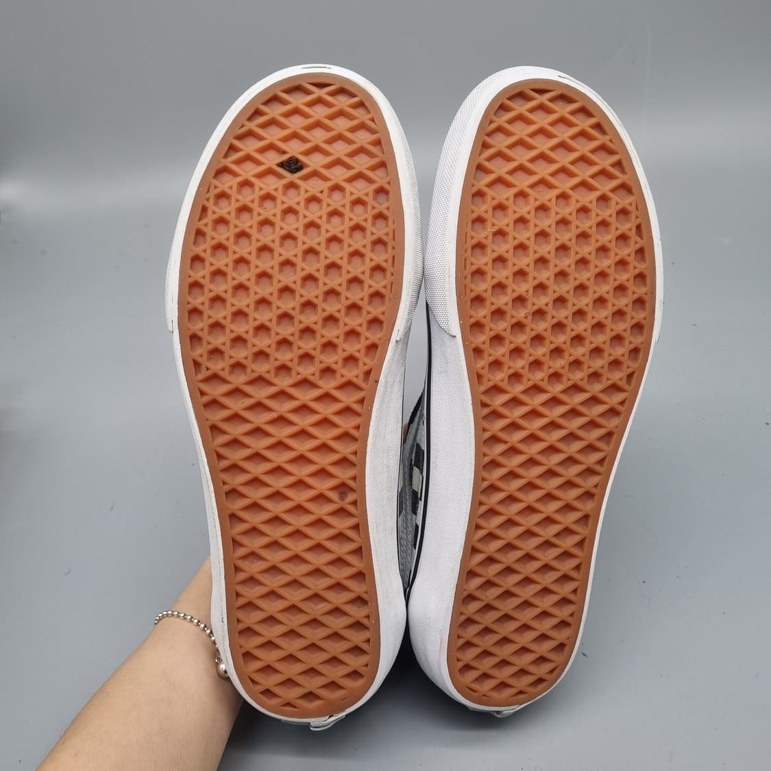 반스 올드스쿨 체커보드 남성스니커즈270 상품이미지4