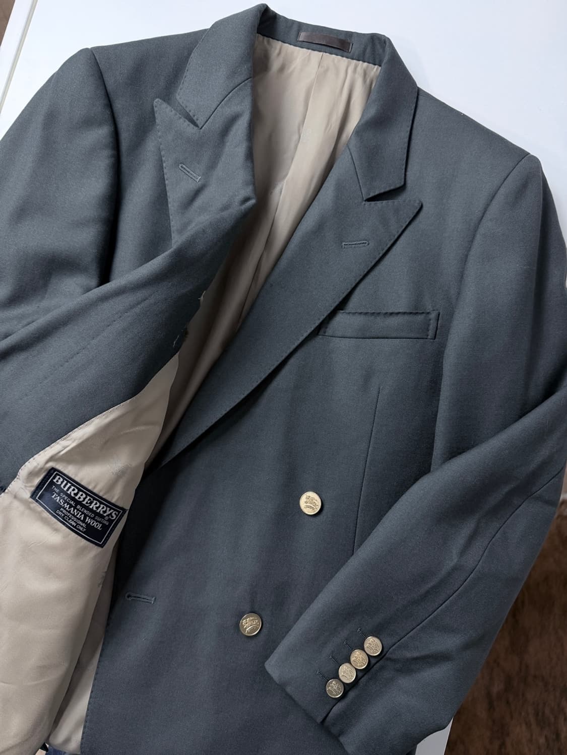 버버리 금장 더블 자켓  상품이미지1