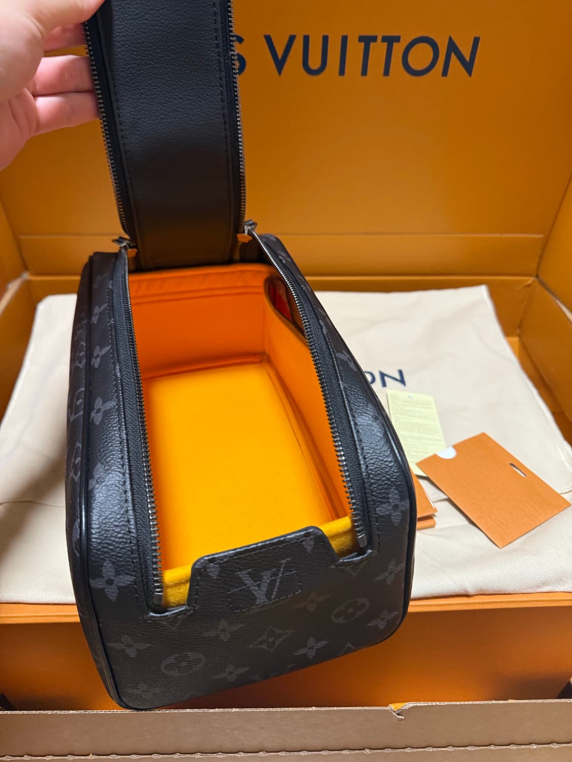 루이비통 돕키트 신형 블랙 (새상품) 상품이미지6