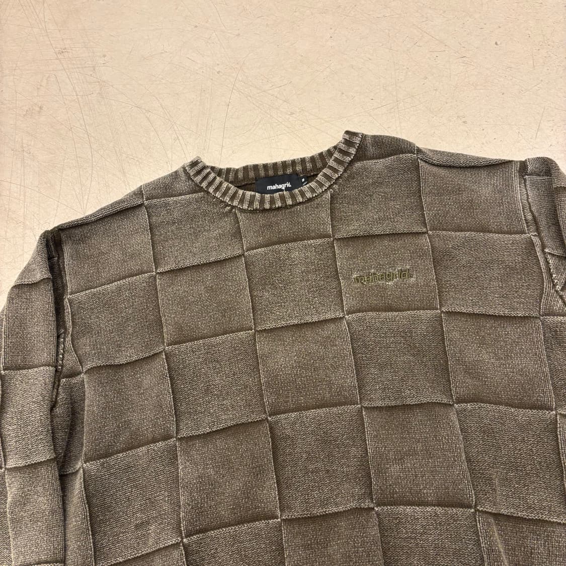 마하그리드 페이드 패턴 니트 상품이미지2