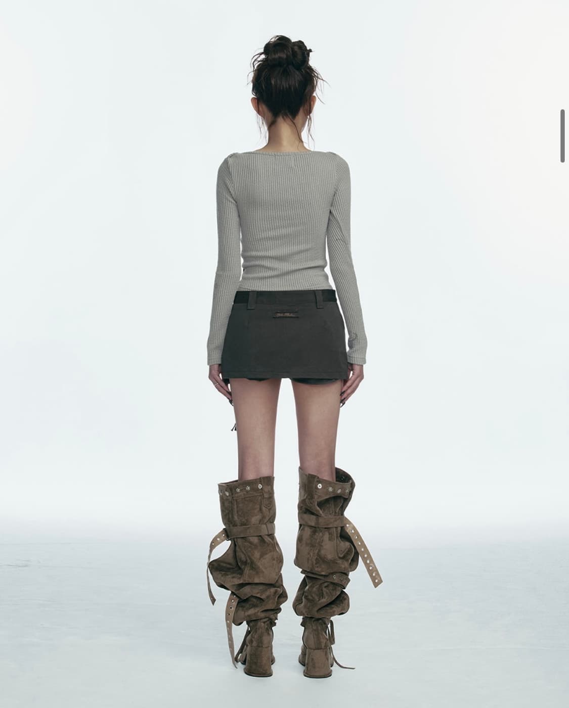 길라아카이브 타투 그래픽 니트 카키 상품이미지4