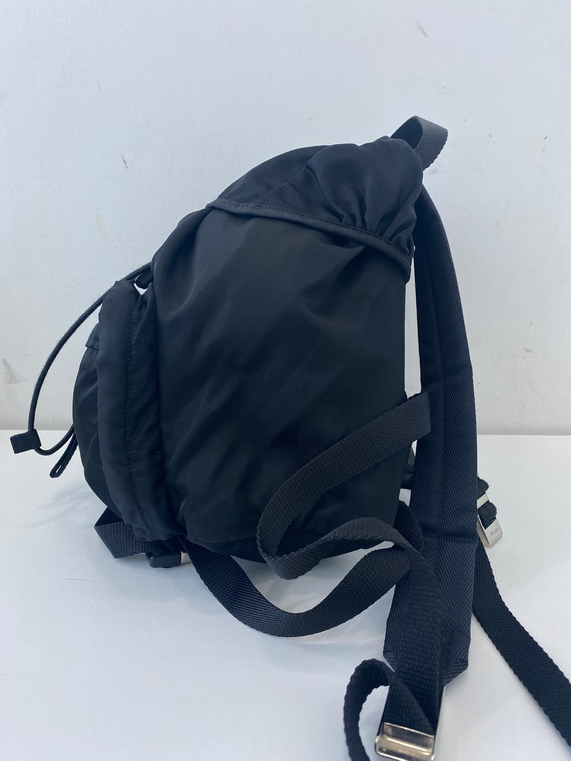 프라다 나일론 포코노 블랙 백팩 상품이미지6