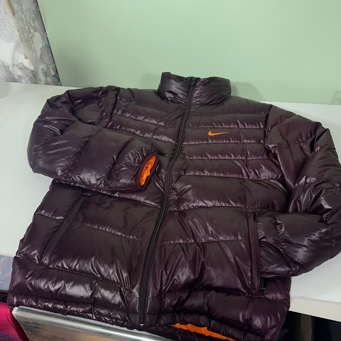 100 L 나이키골프 자주색 스우시 경량 패딩점퍼 상품이미지2