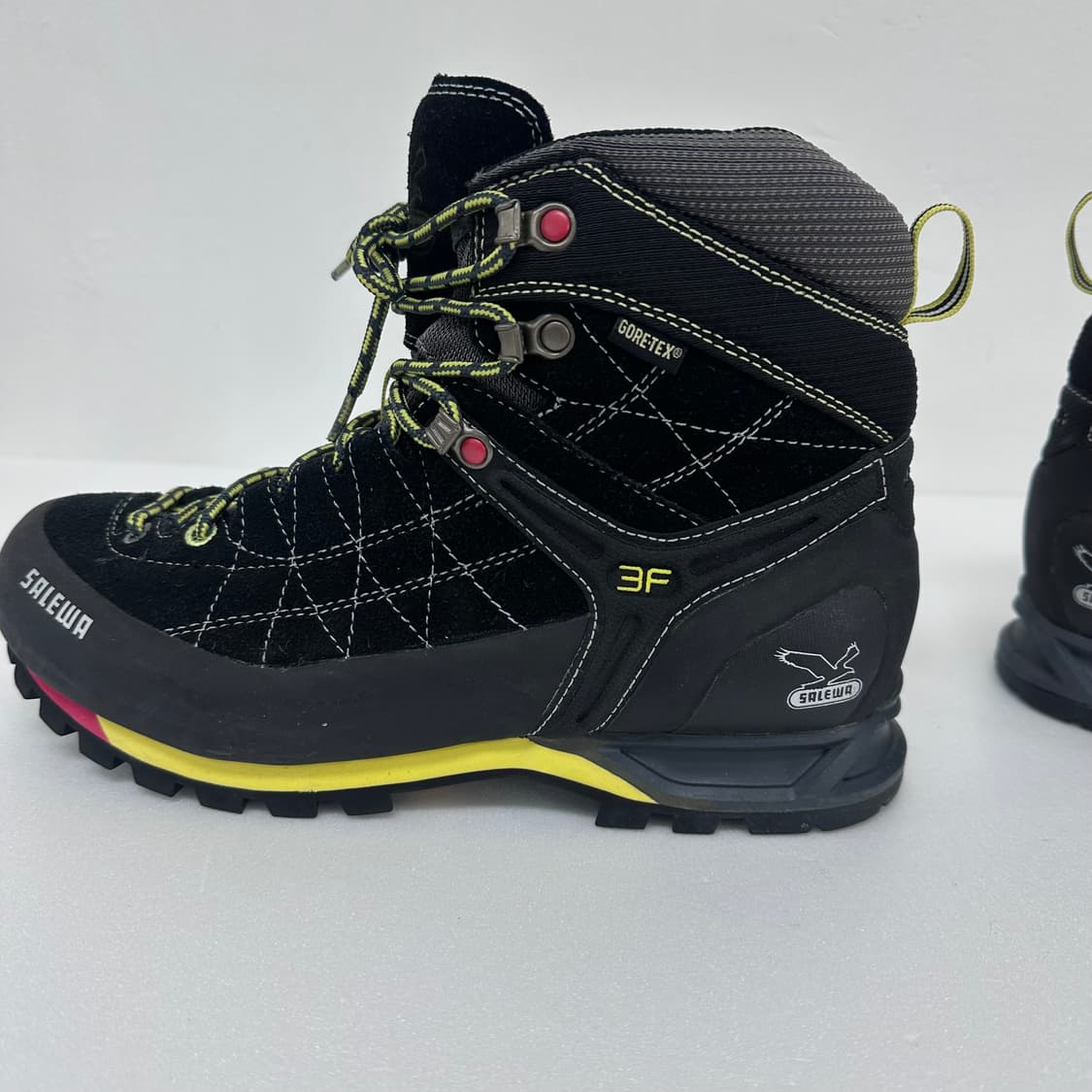 살레와 MTN 트레이너 미드 GTX 고어텍스 비브람 등산화 260 상품이미지7