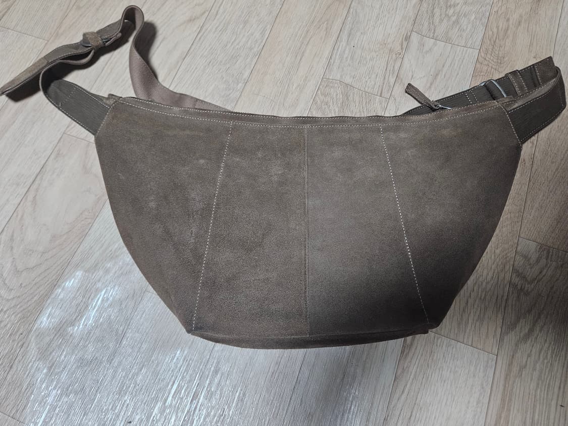 폴리테루 카프백 엄버브라운 상품이미지1