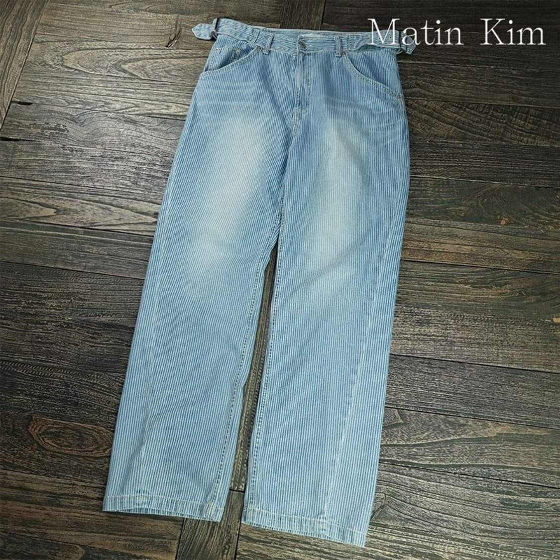 [마뗑킴] 22F/W 스트라이프 워시드 벨트 데님 팬츠 M20360 상품이미지1
