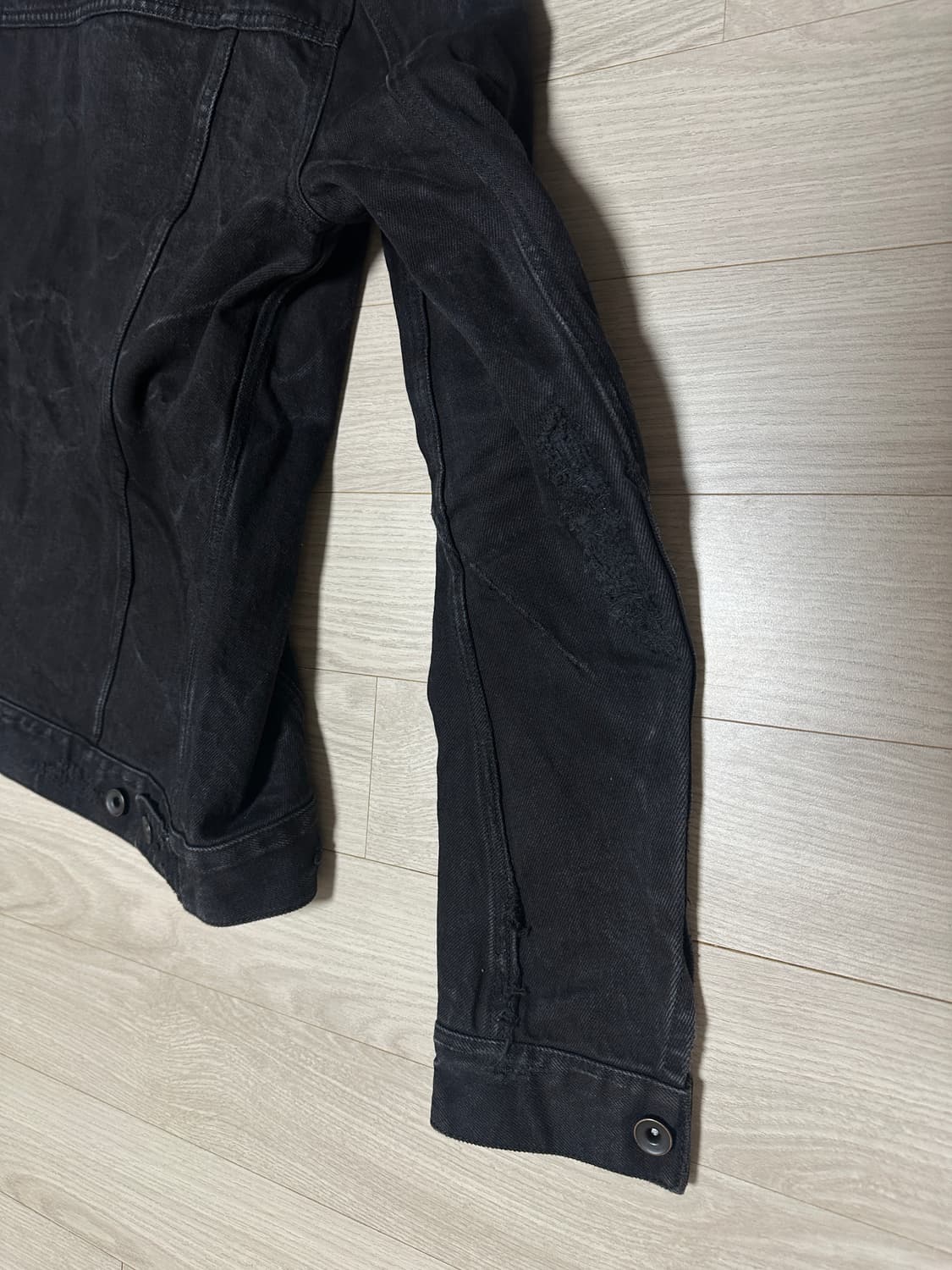 Kazuyuki Kumagai Attachment 데님 자켓 블랙 상품이미지4