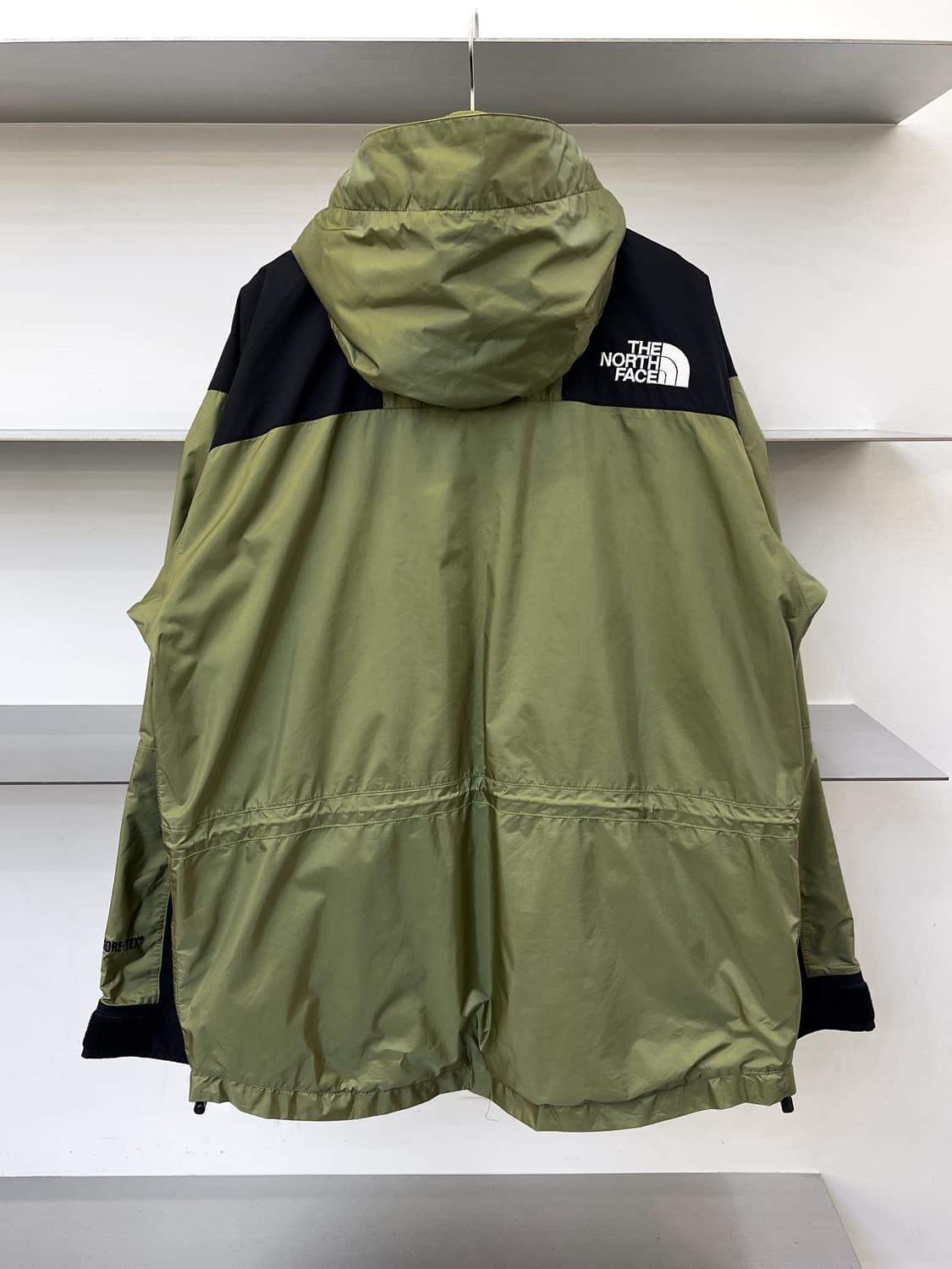 노스페이스 90s 마운틴 라이트 GTX 자켓 상품이미지3