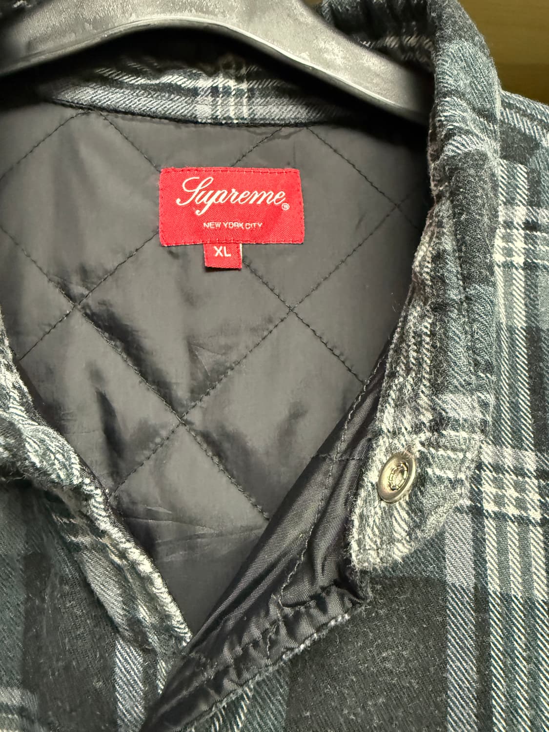 슈프림 x 인디펜던트 퀼티드 플란넬 셔츠 자 켓 상품이미지4