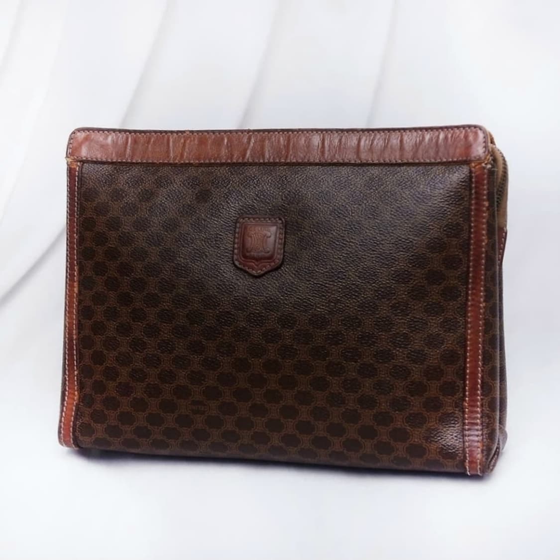 셀린느 (CELINE) 클래식 올드 마카담 모노그램 클러치백 상품이미지1