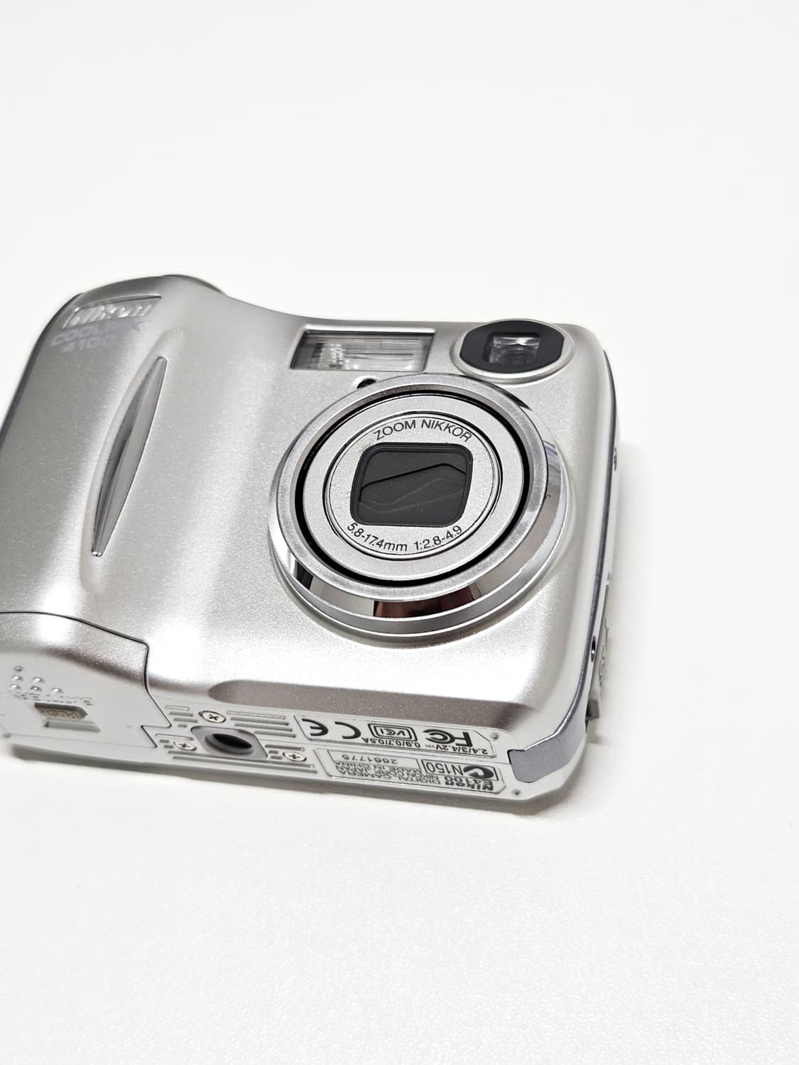 니콘 쿨픽스 Nikon Coolpix 4100 디카 디지털카메라

 상품이미지3