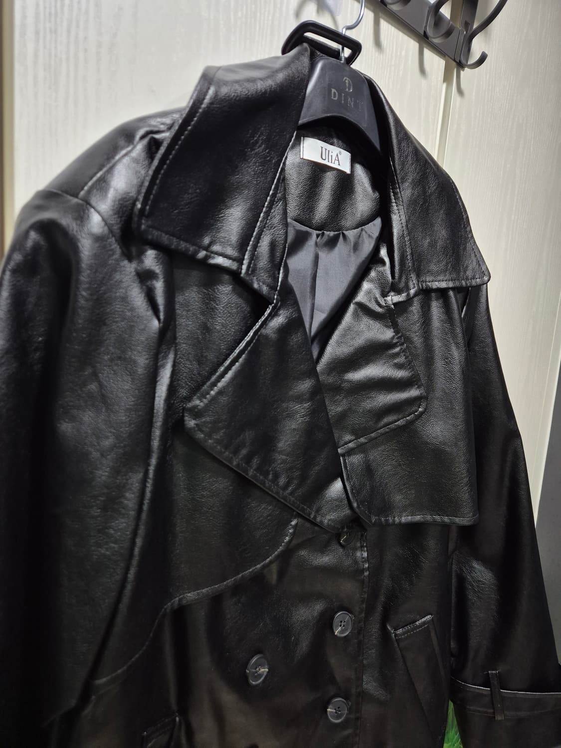 DINT 딘트 블랙 레더 트렌치 코트.새상품 상품이미지4