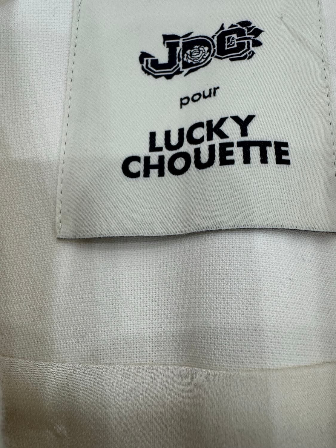 럭키슈에뜨 크림 모 100 코트 상품이미지5