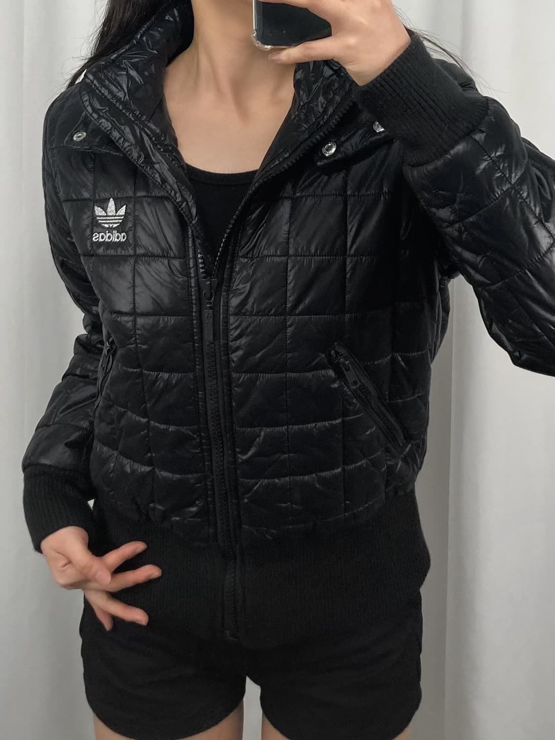 아디다스 블랙 퀼팅 크롭 숏 패딩 자켓 상품이미지1