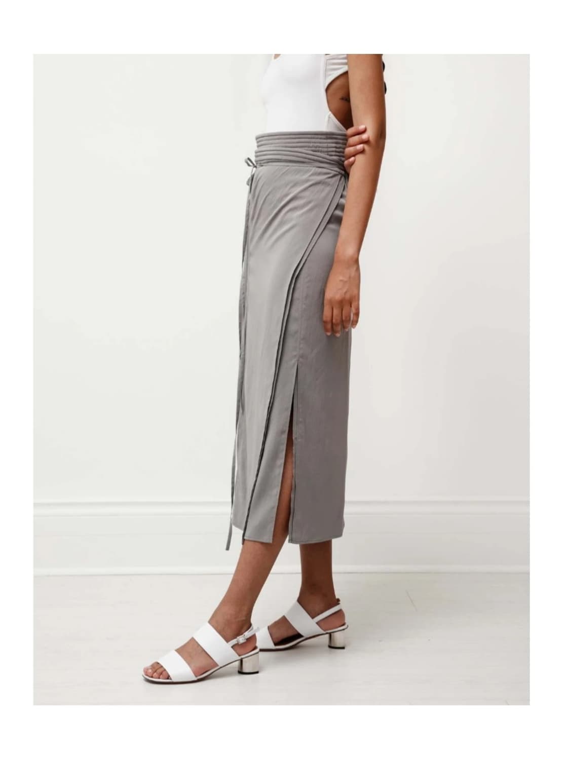 르메르 실크 랩 스커트 36 판매합니다 상품이미지6