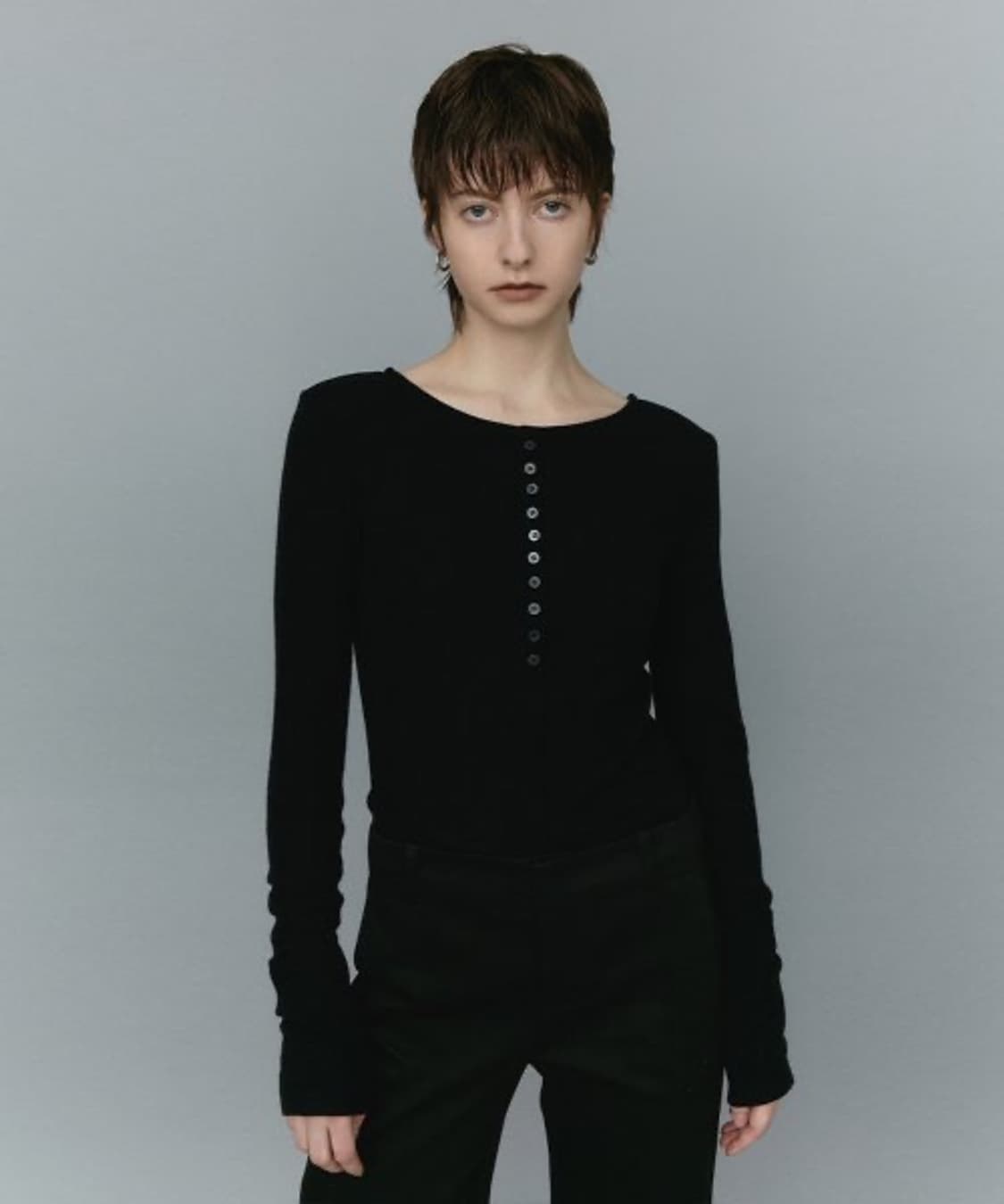 버뮬라 버튼 탑 RIBBED WOOL BUTTON TOP 블랙 상품이미지1