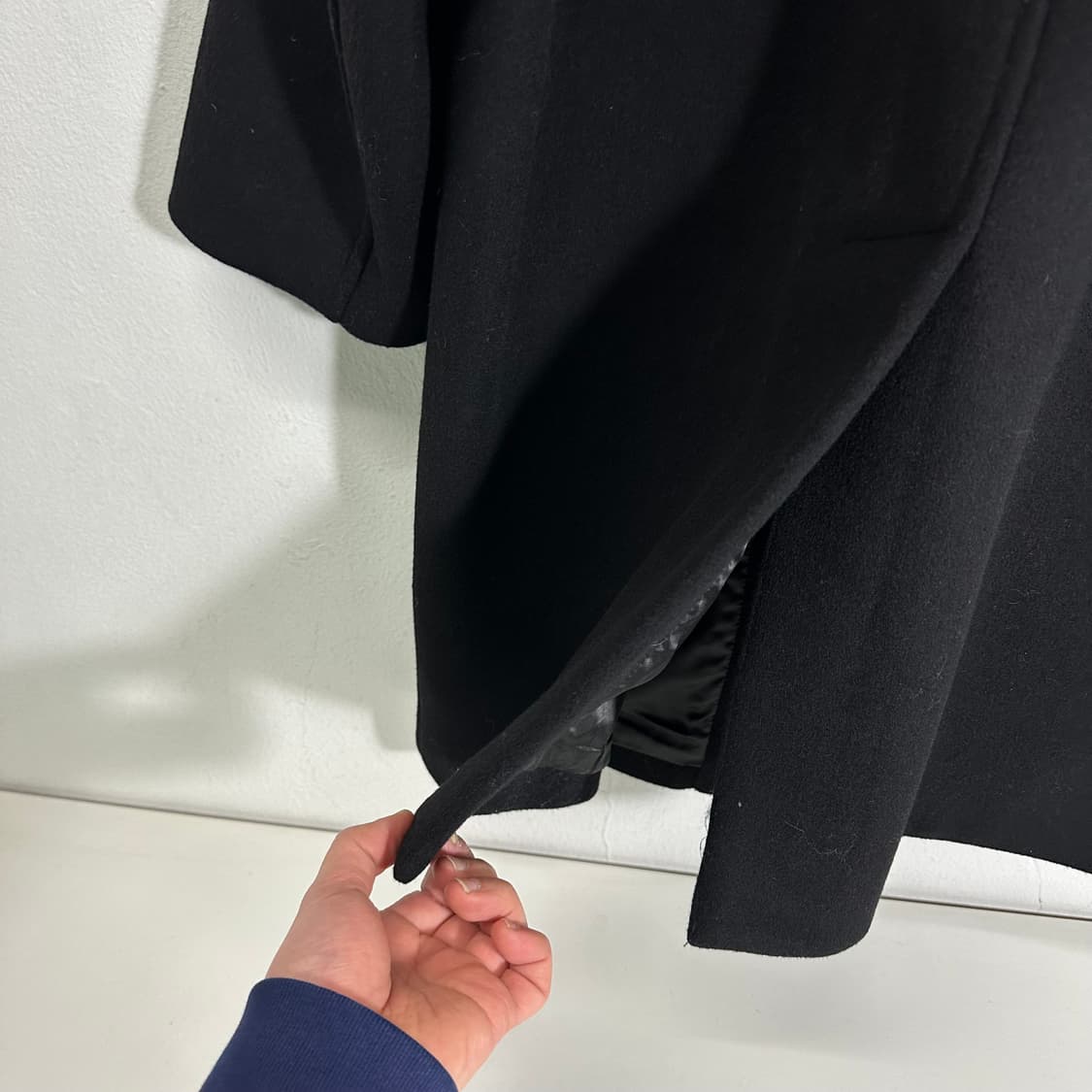 우먼FREE 라퍼지스토어 블랙 카라넥 울 싱글코트 상품이미지5