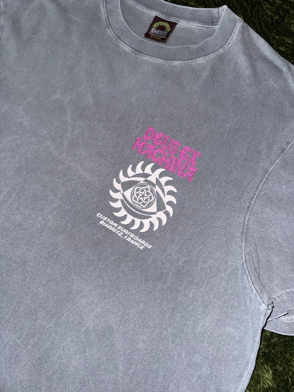 [XL] DEUS 데우스 엑스 마키나 크랭크 가먼트 다이 티셔츠 차콜 상품이미지2