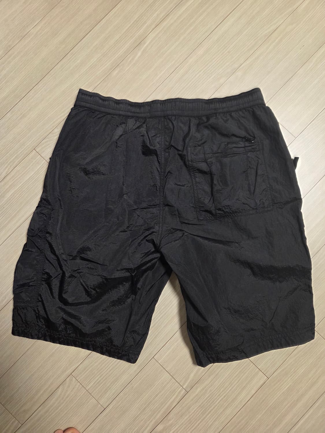 [30] 스톤아일랜드 19ss 나일론 버뮤다 팬츠 상품이미지2