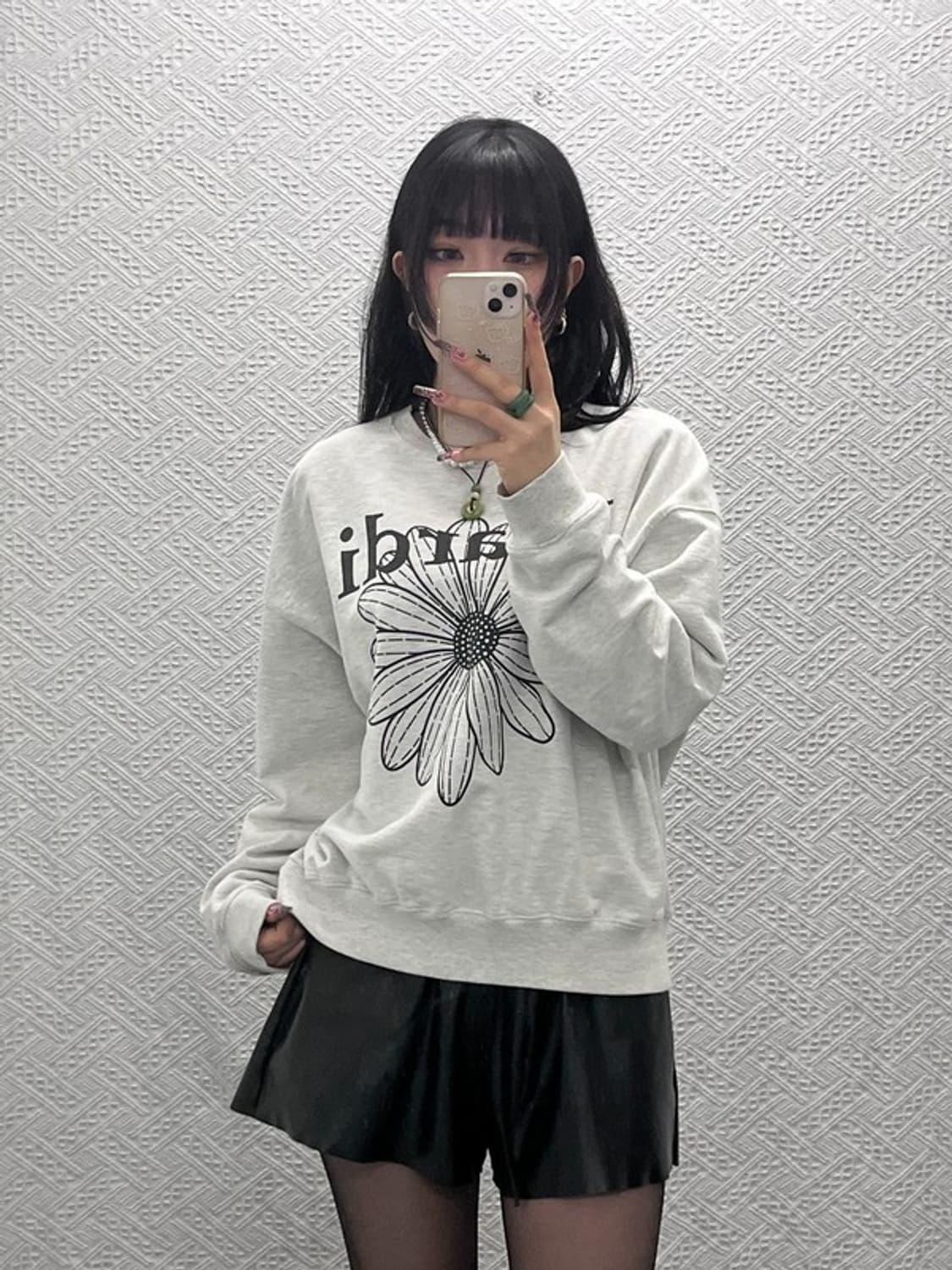 마르디메르크디 빈티지 시그니처 플라워 맨투맨 M C11575 상품이미지1