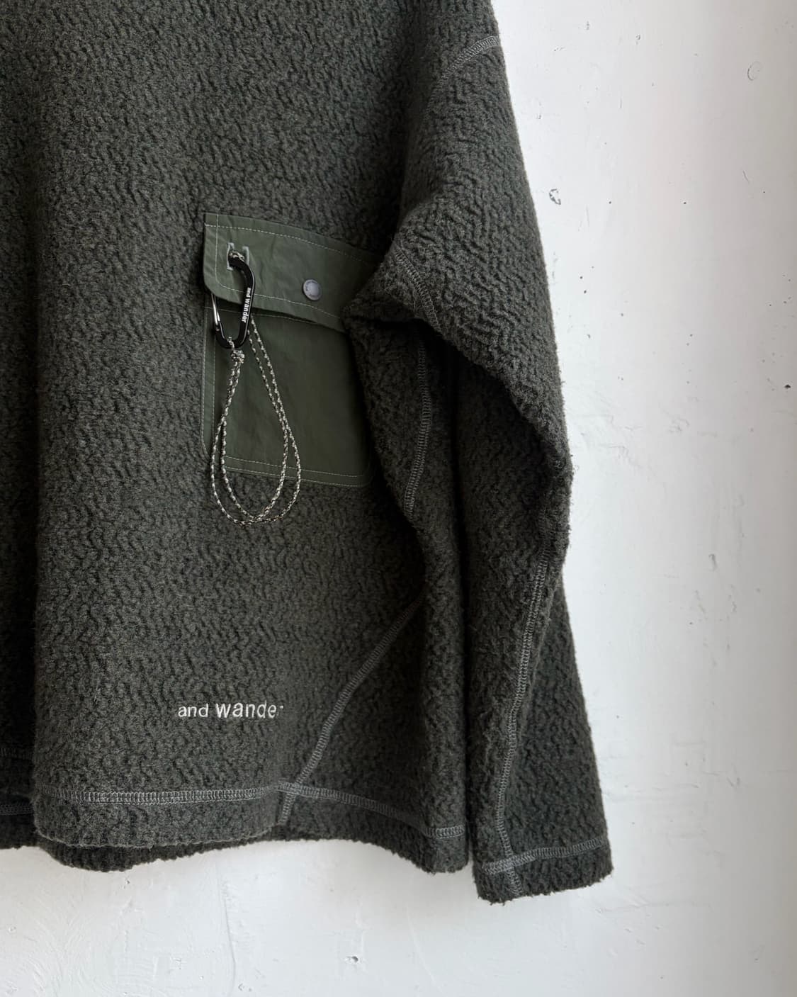 앤드원더 자가드 크루넥 후리스 상품이미지3