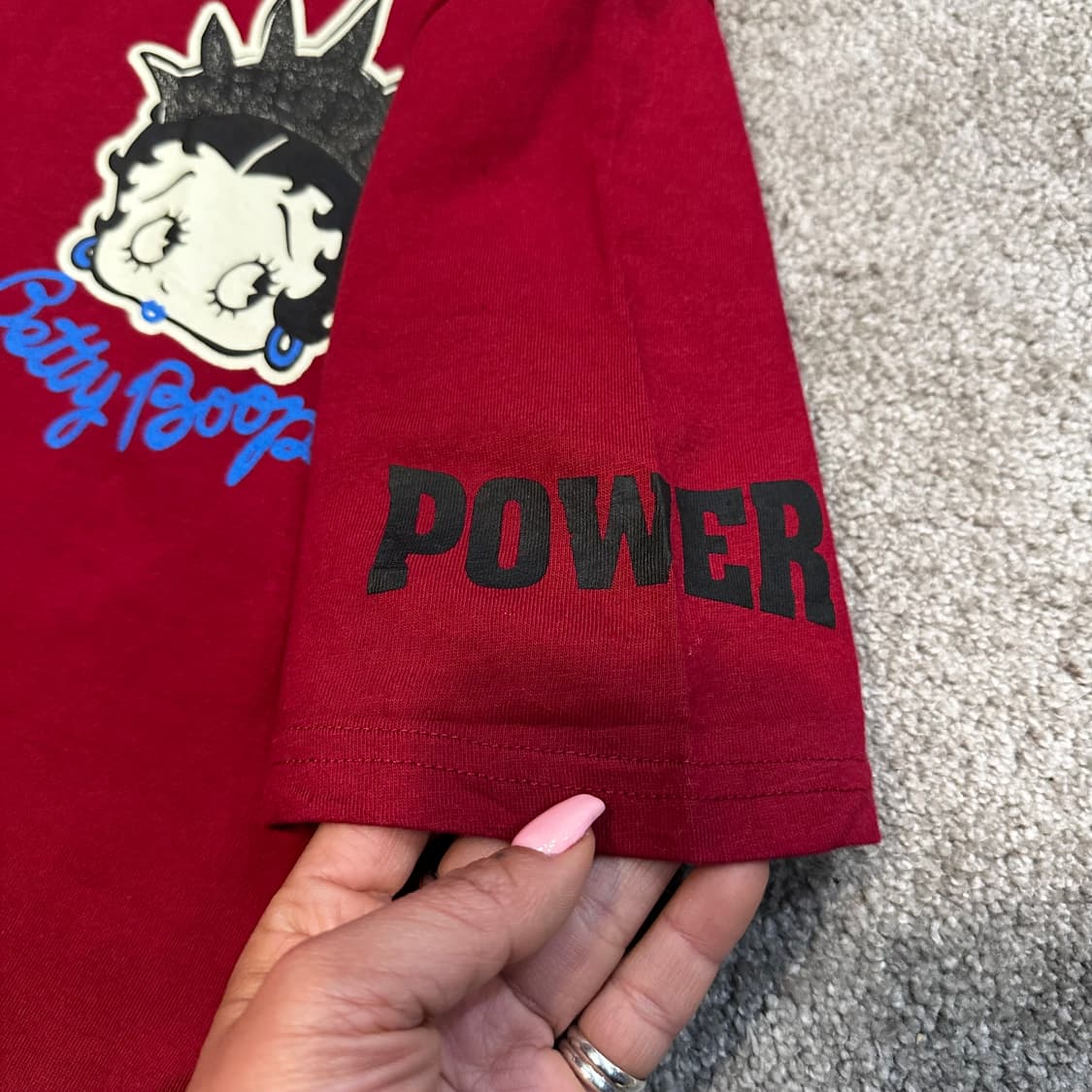 베티붑 버건디 로고 백프린팅 반팔티M 상품이미지7