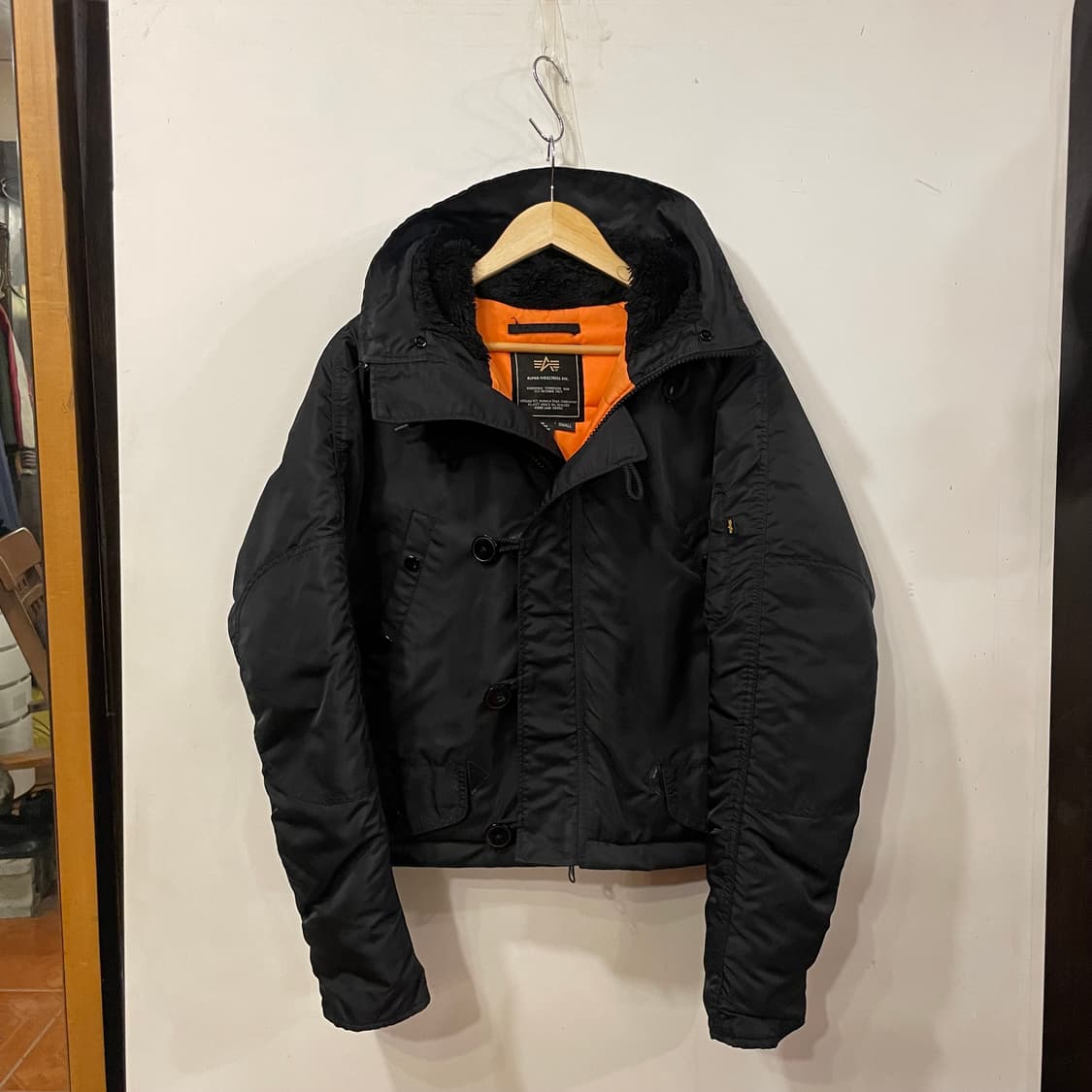 알파인더스트리 리메이크 크롭봄버 S 상품이미지3