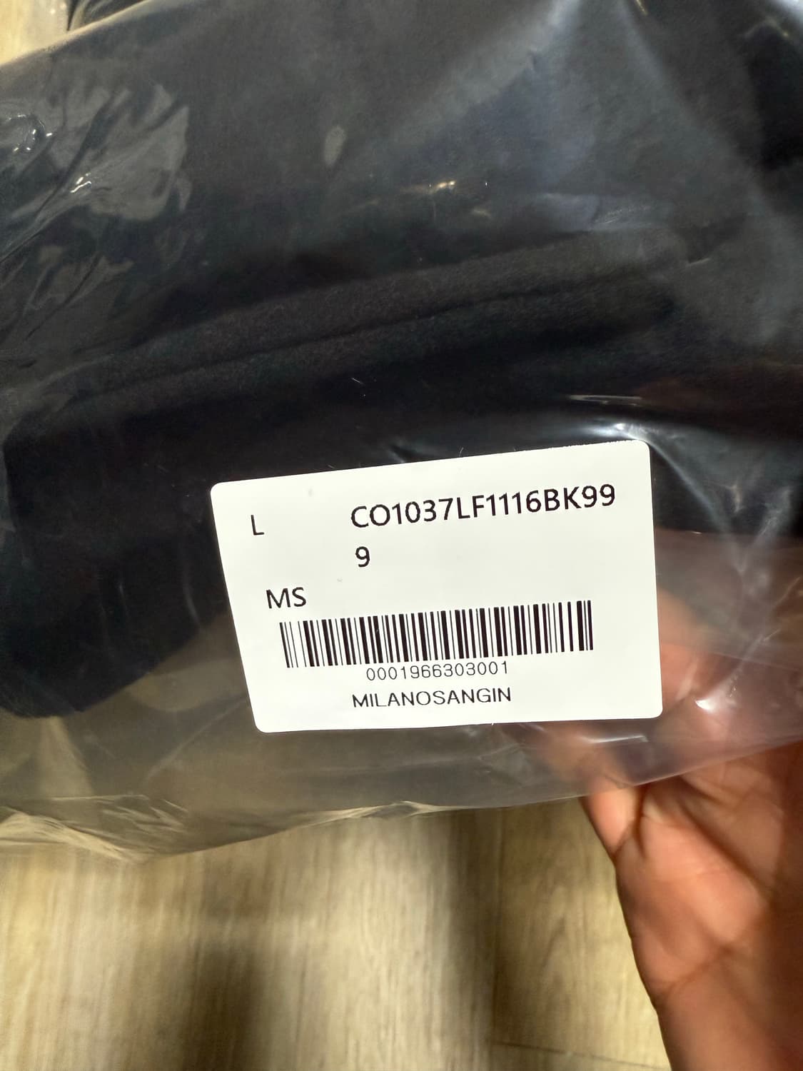 [L] 르메르 25FW 랩코트 블랙 상품이미지1