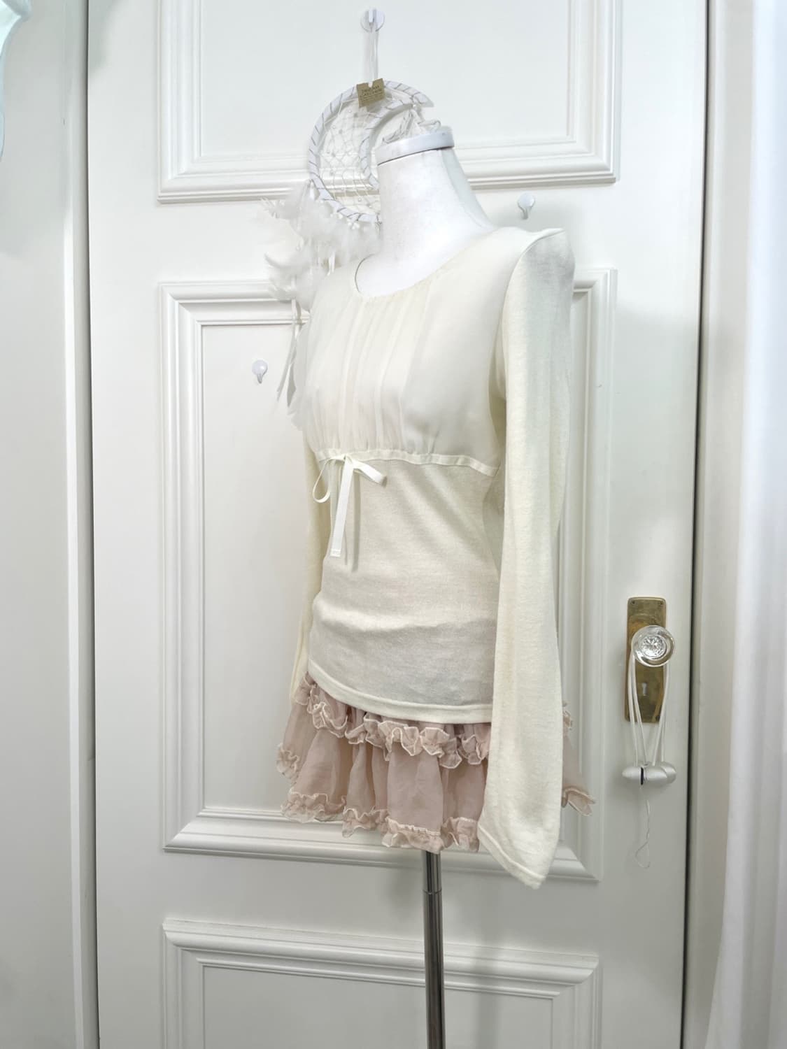 ivory shirring bow point slim top 상품이미지2