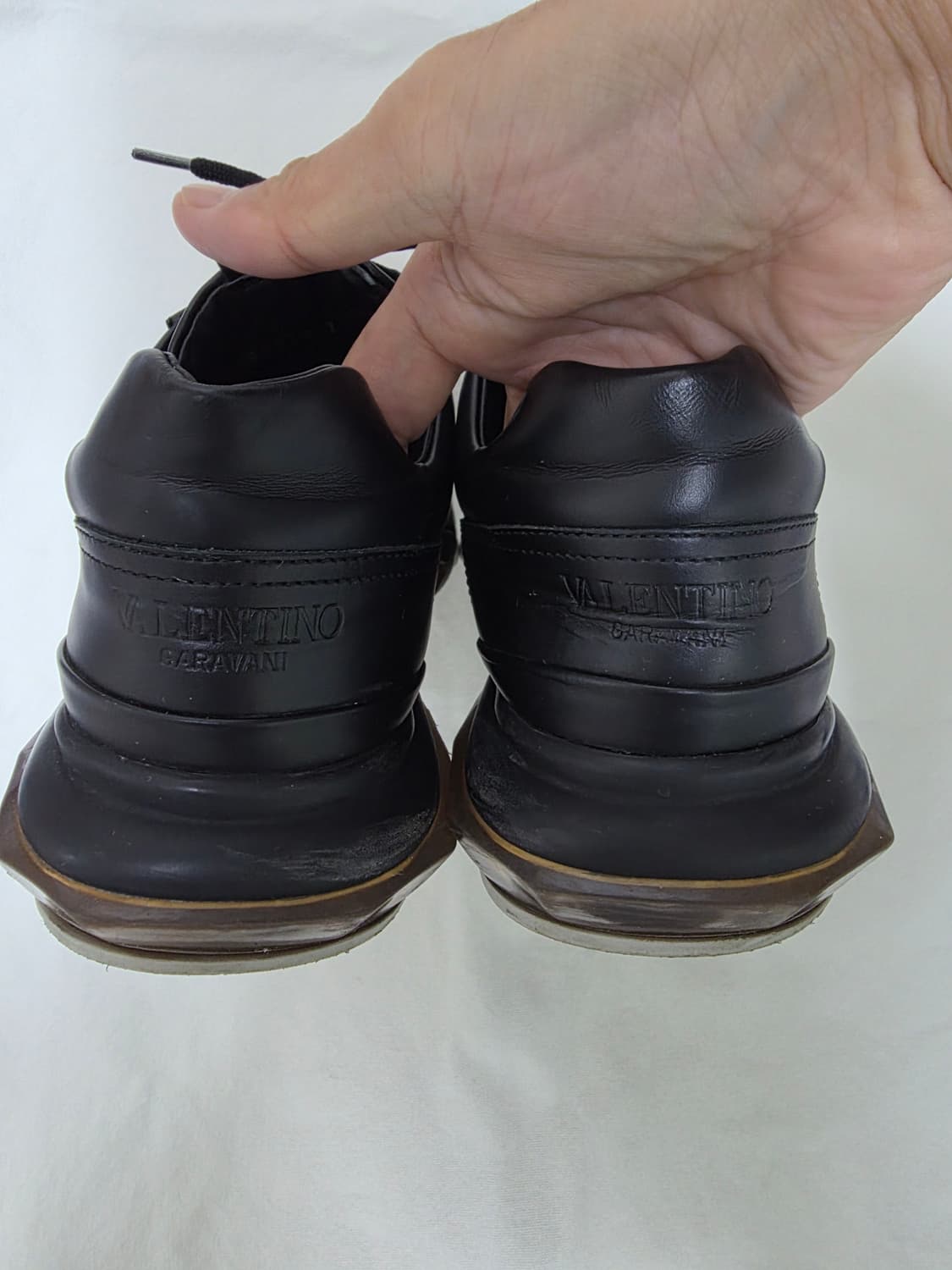 발렌티노 로고 스니커즈 정품 상품이미지4