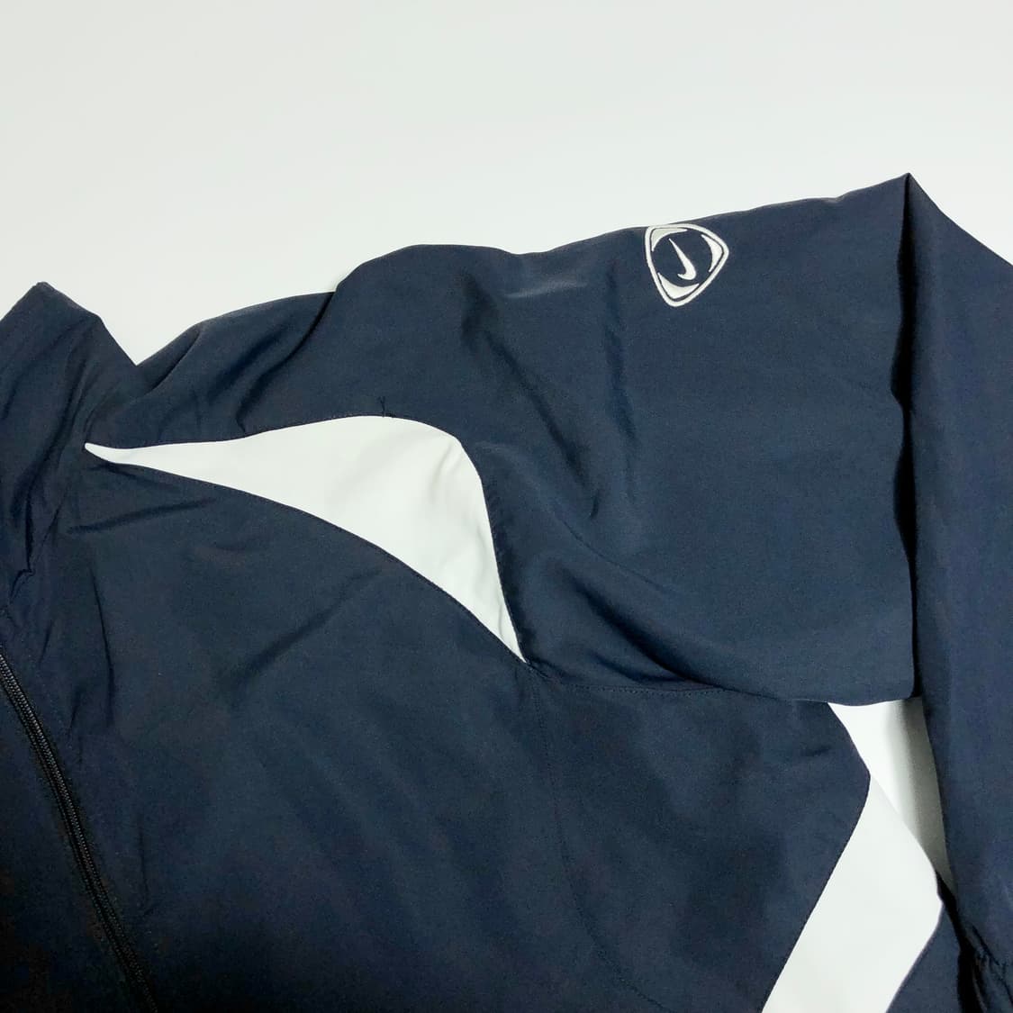 나이키 90s 레트로 바람막이 L 상품이미지3