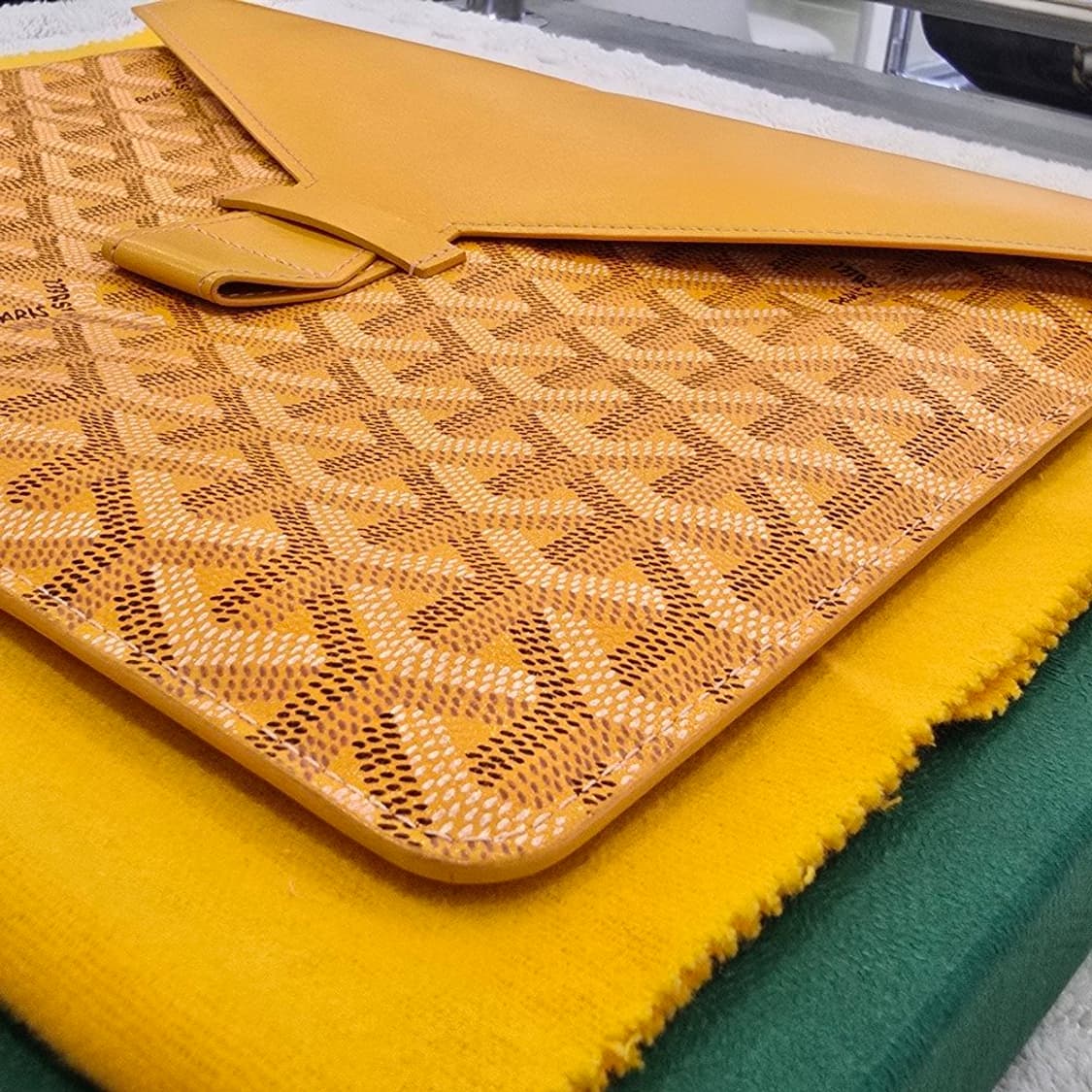 [정품/중고] 고야드 카몬도 클러치 상품이미지4