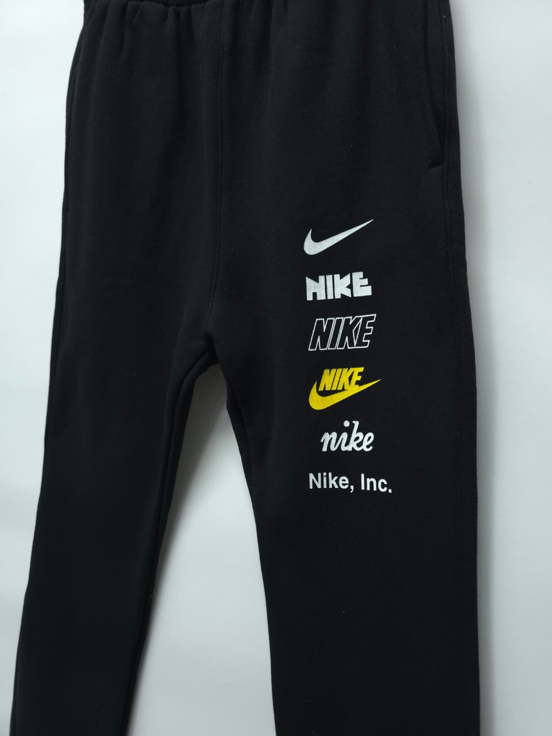 (새상품) 나이키 멀티 로고 그래픽 플리스 조거 팬츠 (32사이즈) 상품이미지3