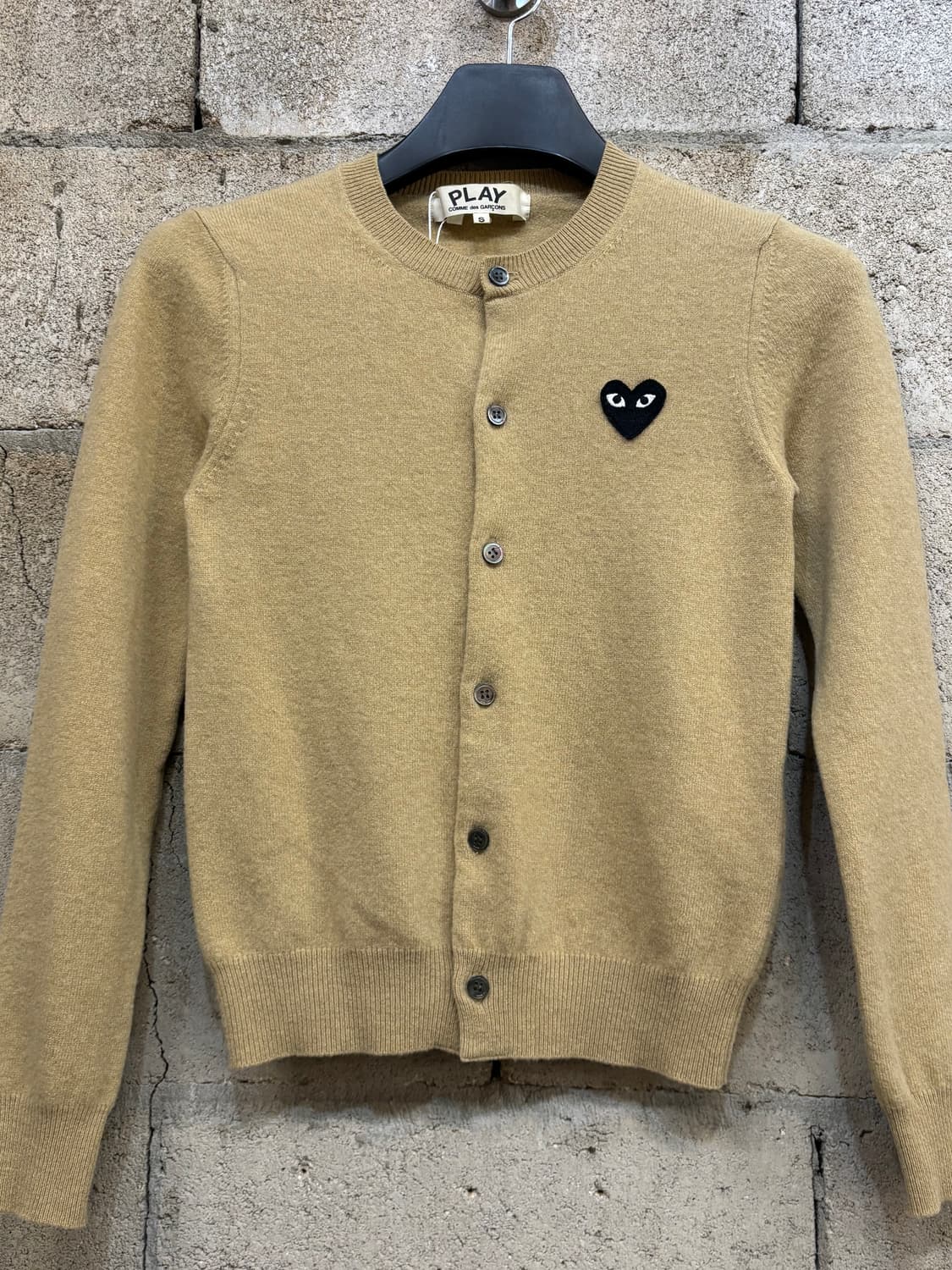 꼼데가르송 블랙 하트 니트 가디건 상품이미지3