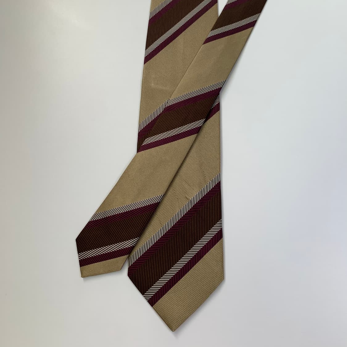 홀리데이 앤 브라운 레지멘탈 클래식넥타이 최상급 빔즈에프 8cm 상품이미지3