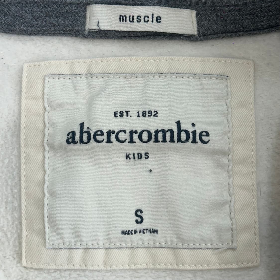 Abercrombie 아베크롬비 네이비 사이드로고 아이보리 후드집업 상품이미지6