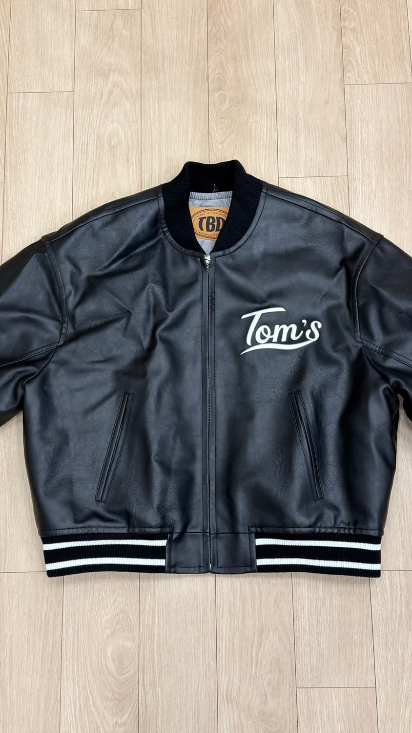 현재 단종된 톰스벌스데이 TBD 바시티 봄버 자켓 블랙 상품이미지1