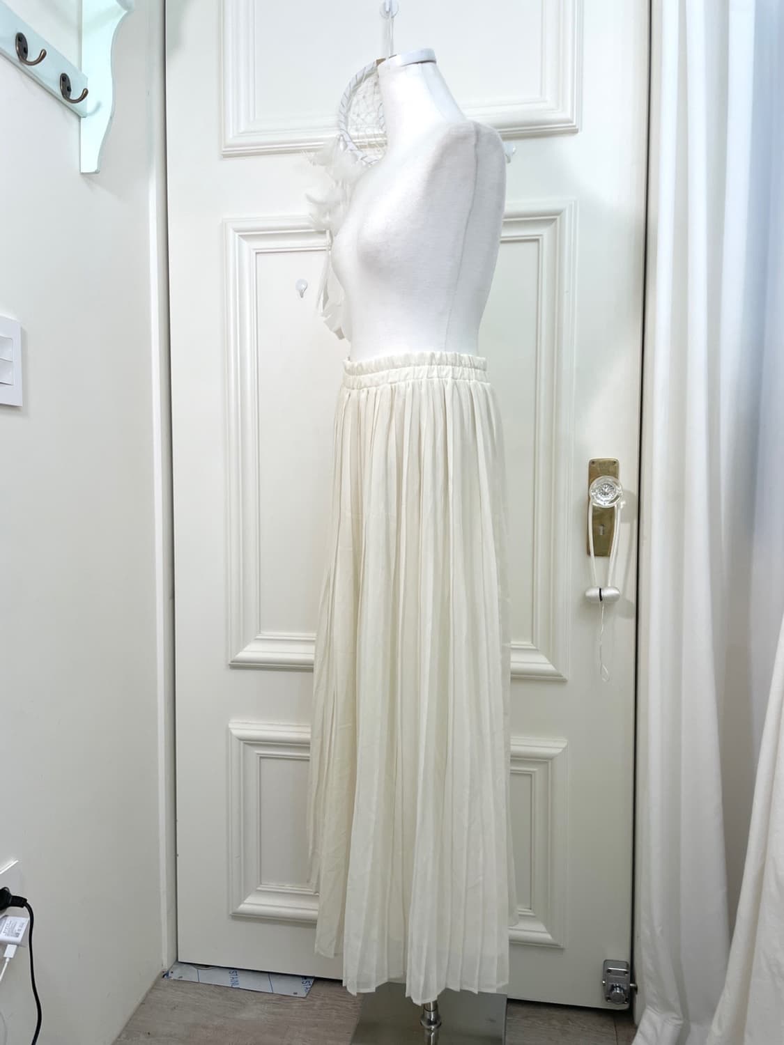 ivory pleats basic banding long skirt 상품이미지2