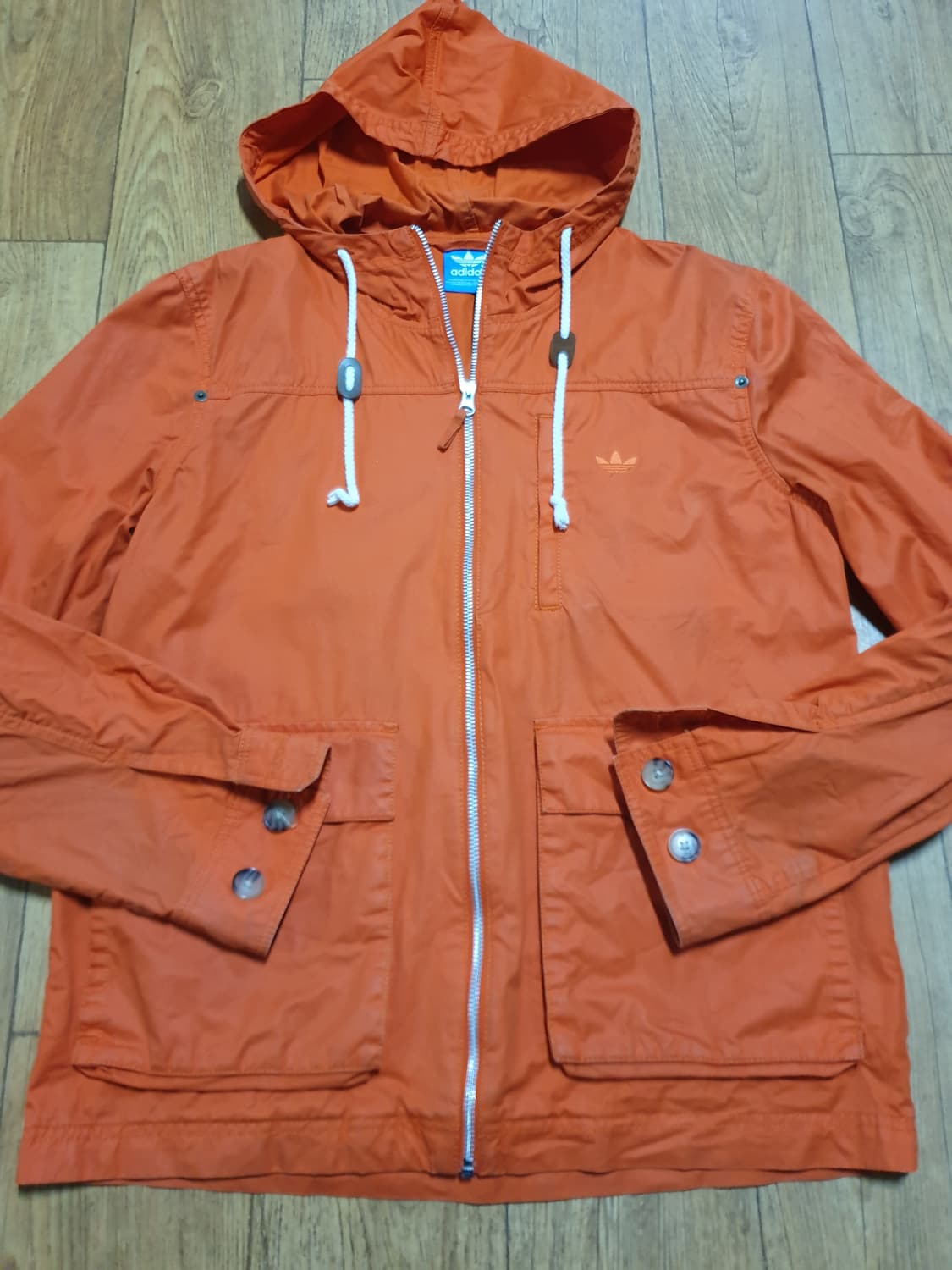 1106 아디다스 귀여운 아우터 95 사이즈입니다 상품이미지2