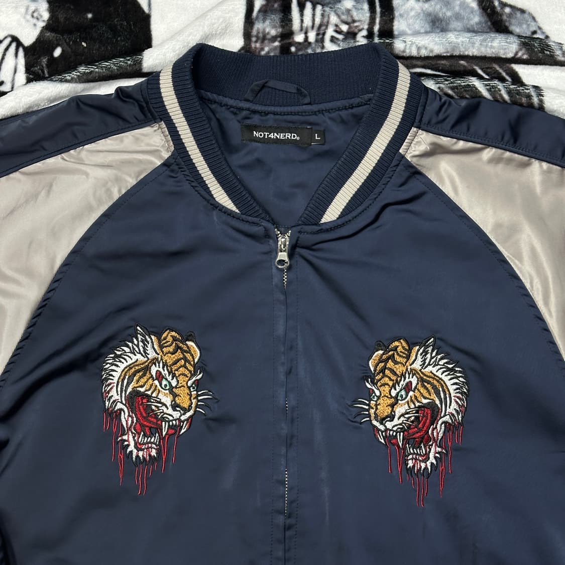 낫포너드 호랑이 자수 스캬잔 상품이미지5