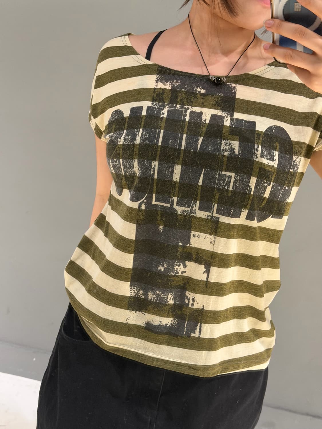 stripe pattern cross lettering top 상품이미지4