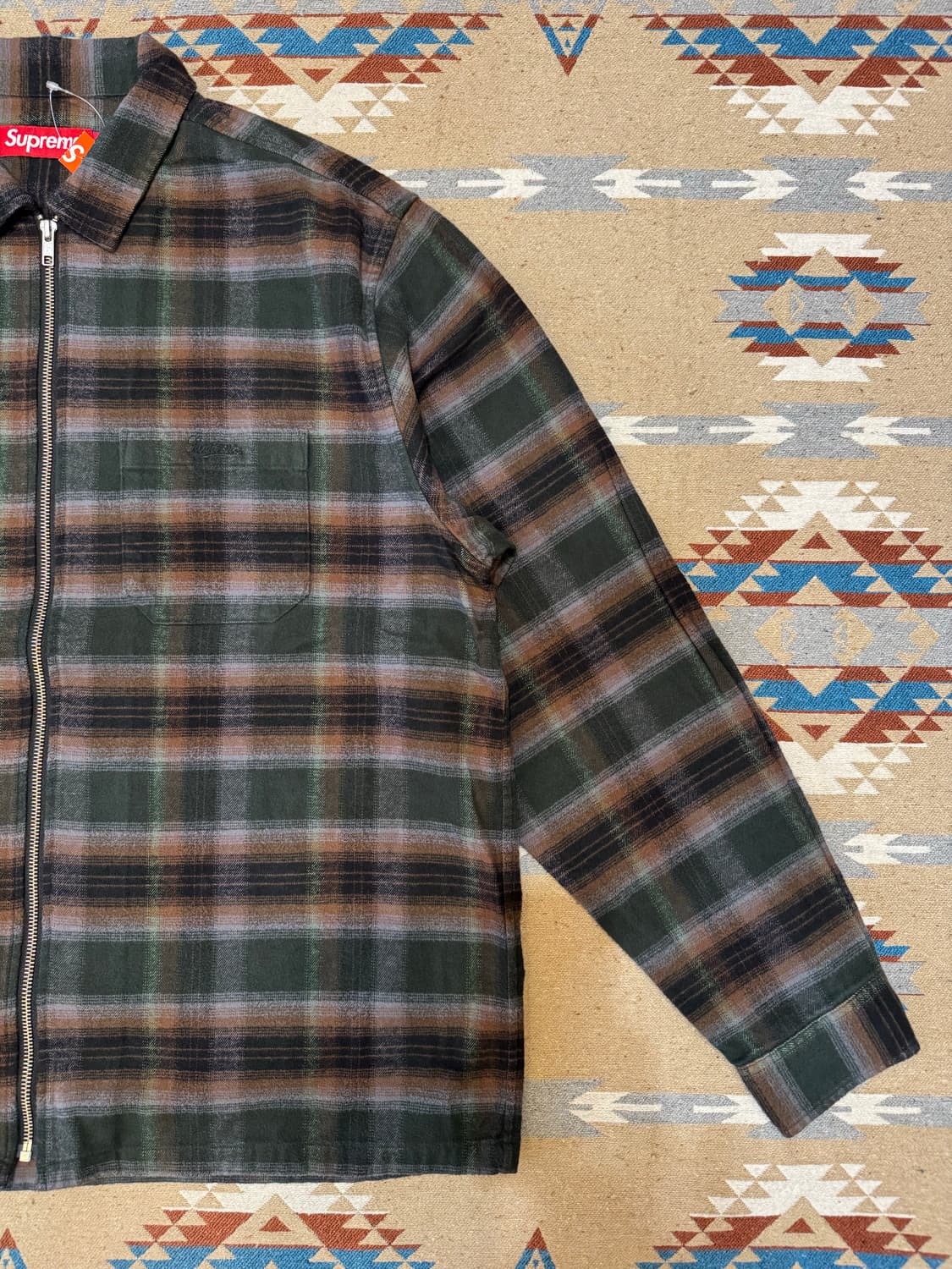 [L] 슈프림 쉐도우 플레이드 플란넬 집업 셔츠 그린 - 24SS 상품이미지3