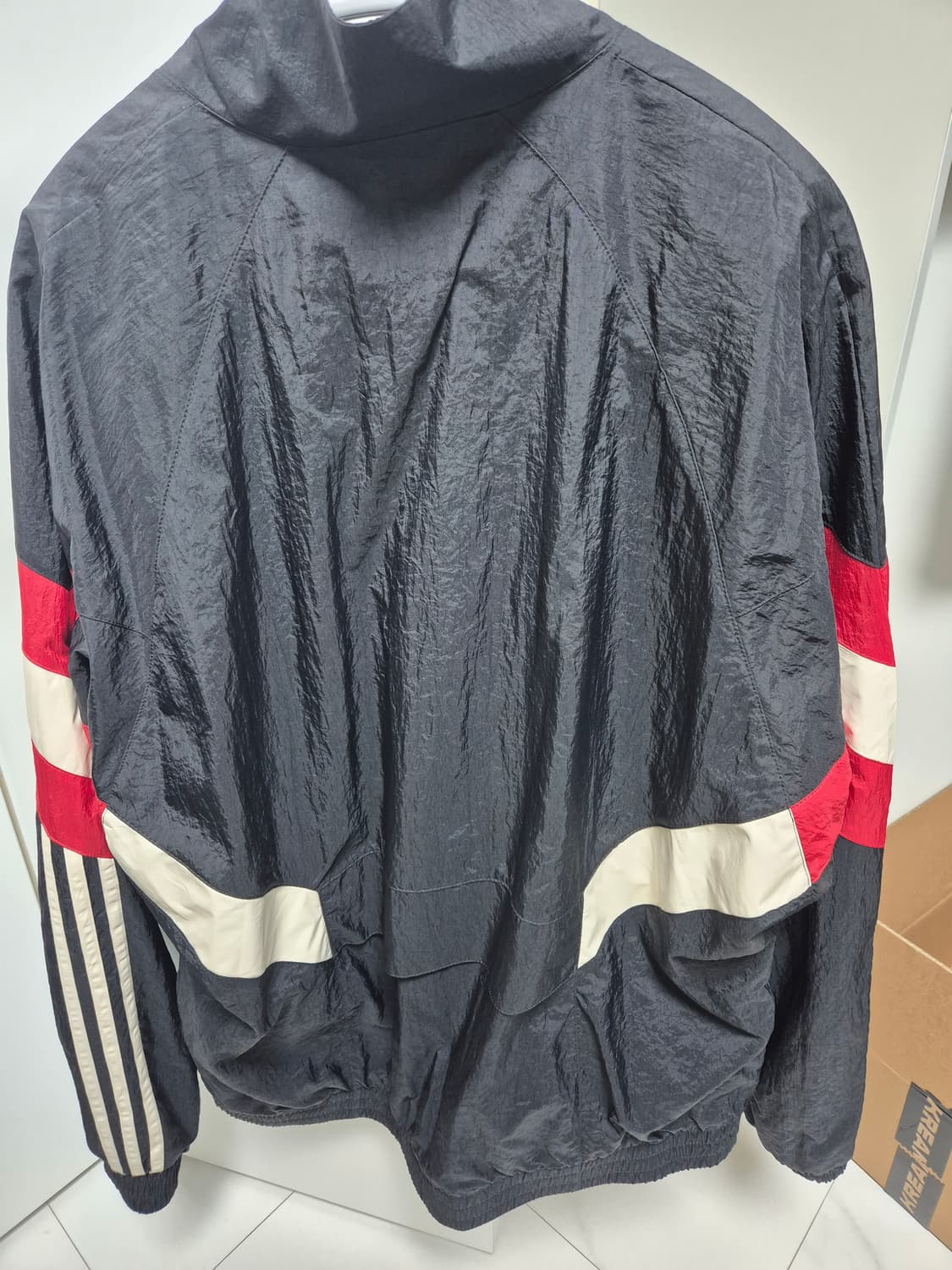 아디다스 맨유 바람막이 상품이미지5