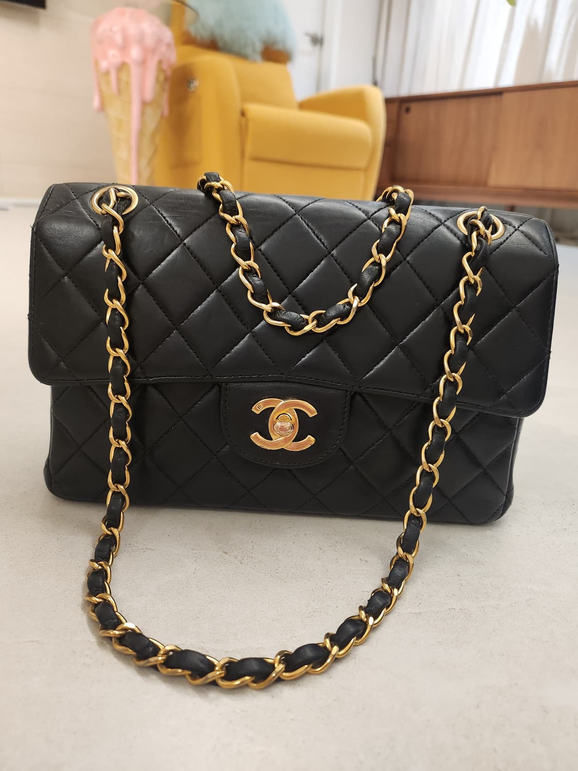 샤넬 더블사이드 클래식 더블플랩 숄더백 정품 레어템 상품이미지1