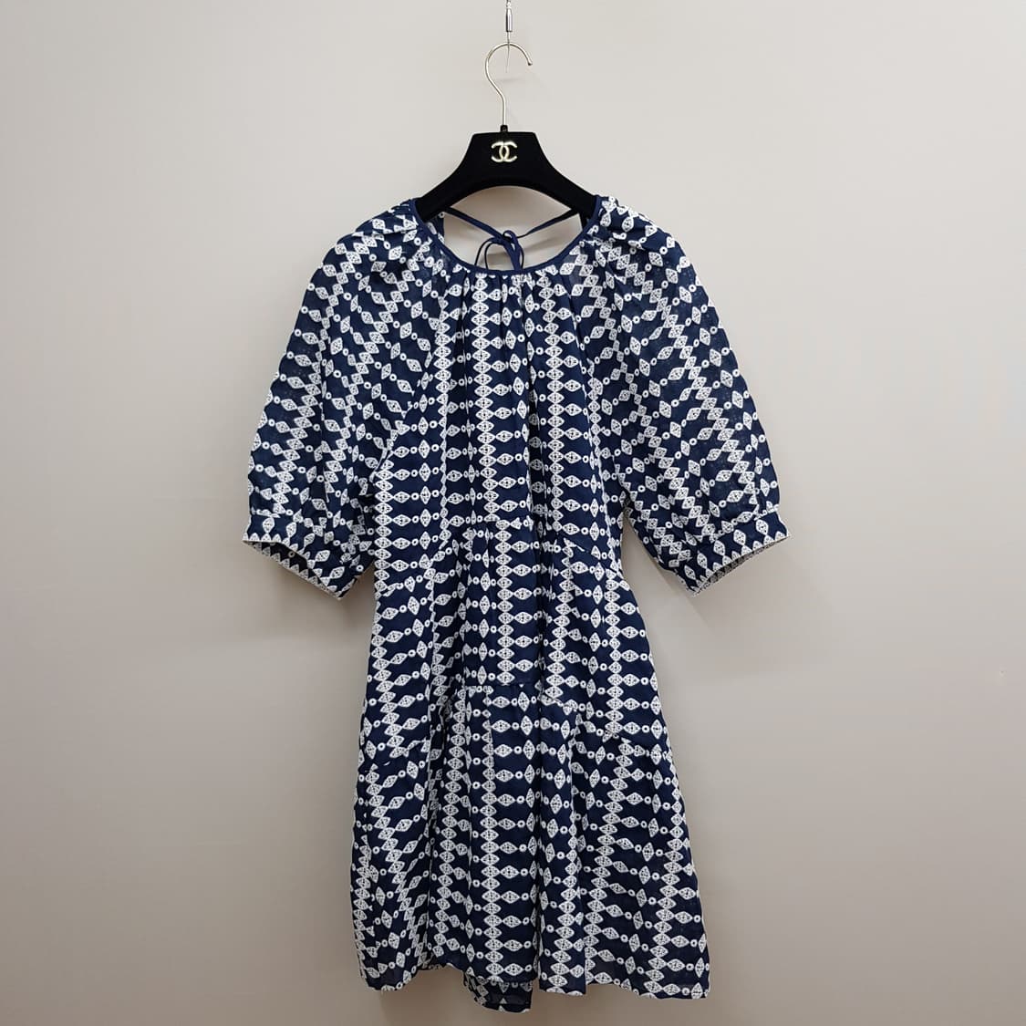 마쥬  자수 레이스 퍼프소매 오픈백 원피스 38사이즈 상품이미지2